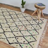 Handmade moroccan berber carpet 175 x 131 cm