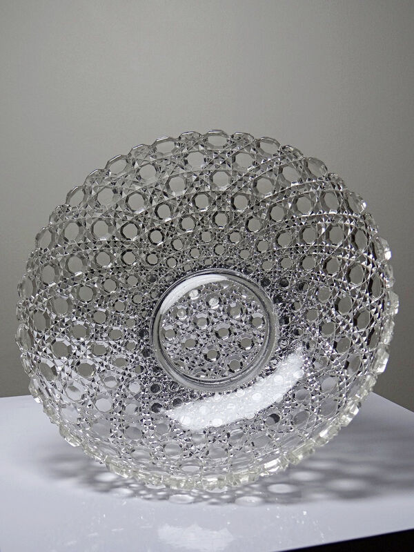 Coupe en verre pressé pointes diamants ancienne 1920-1950 sur pied étain