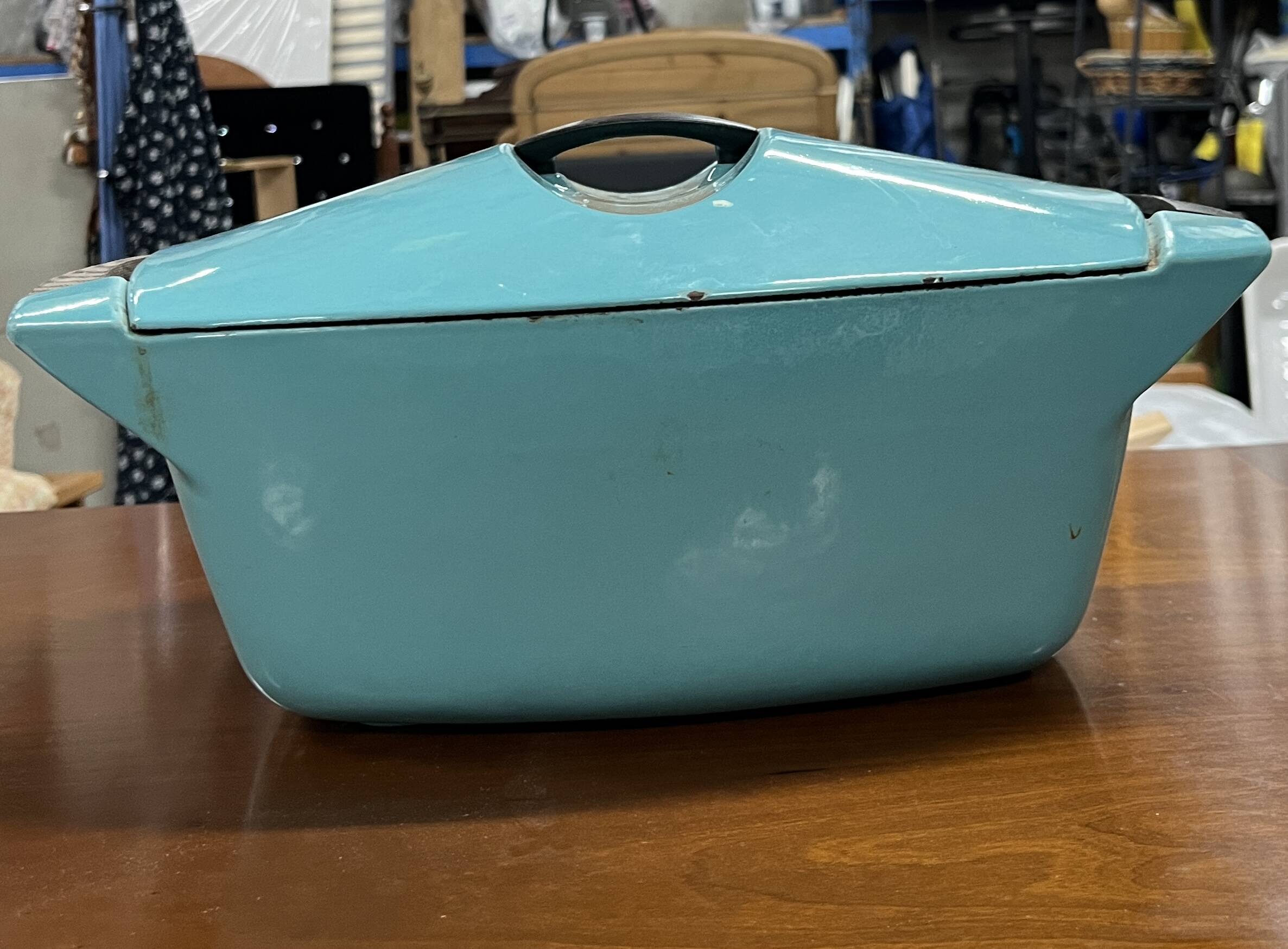 Le Creuset vintage blue casserole dish 5.5L