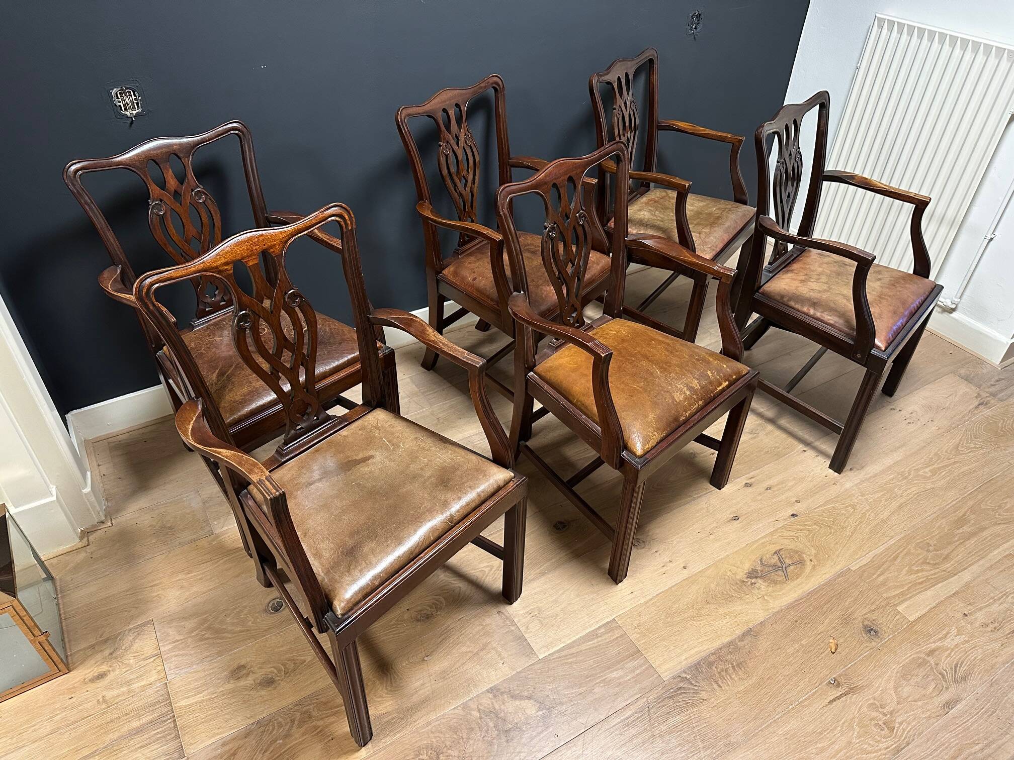 set of 6 dining chairs