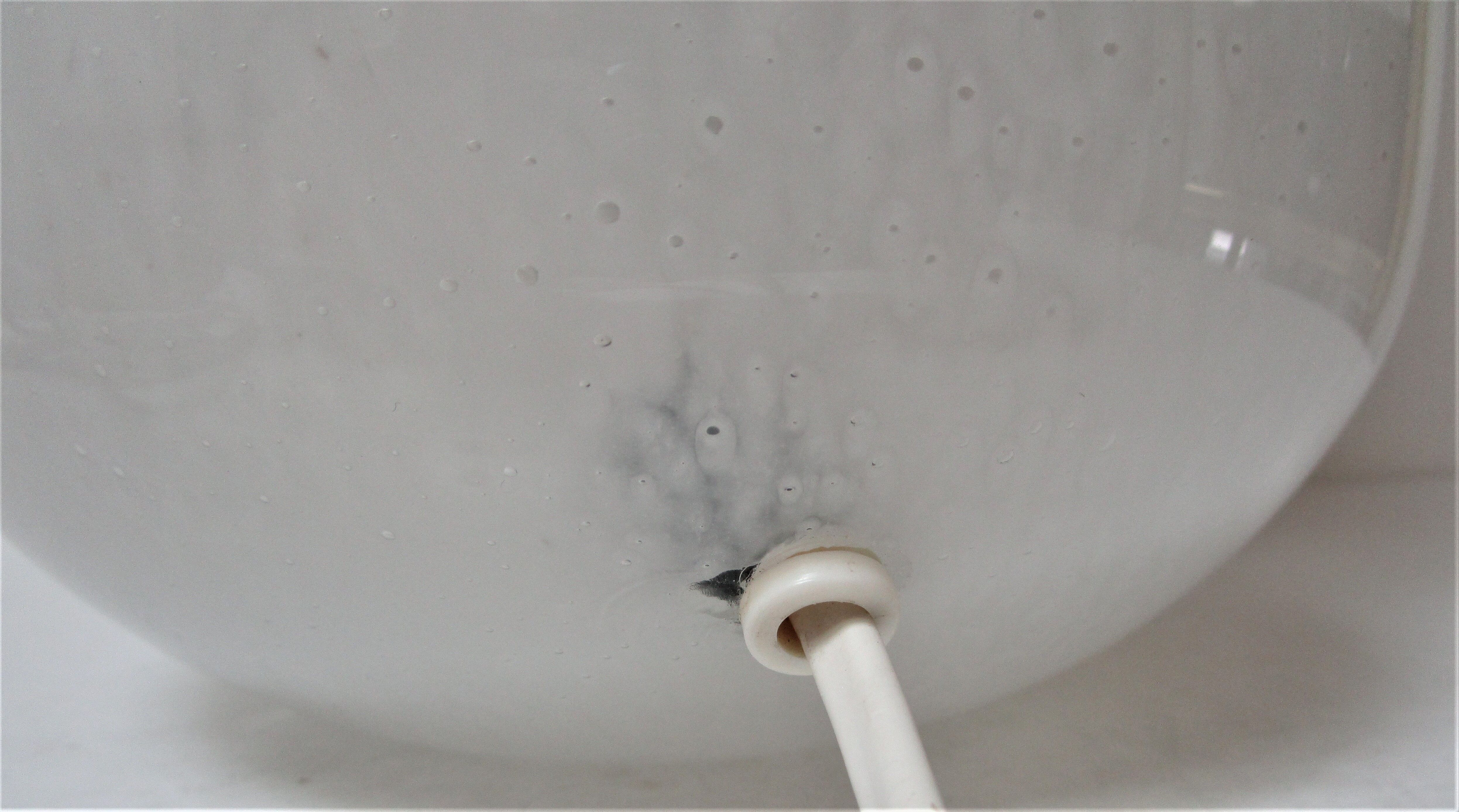 Shiny shiny vintage white Murano glass lamp