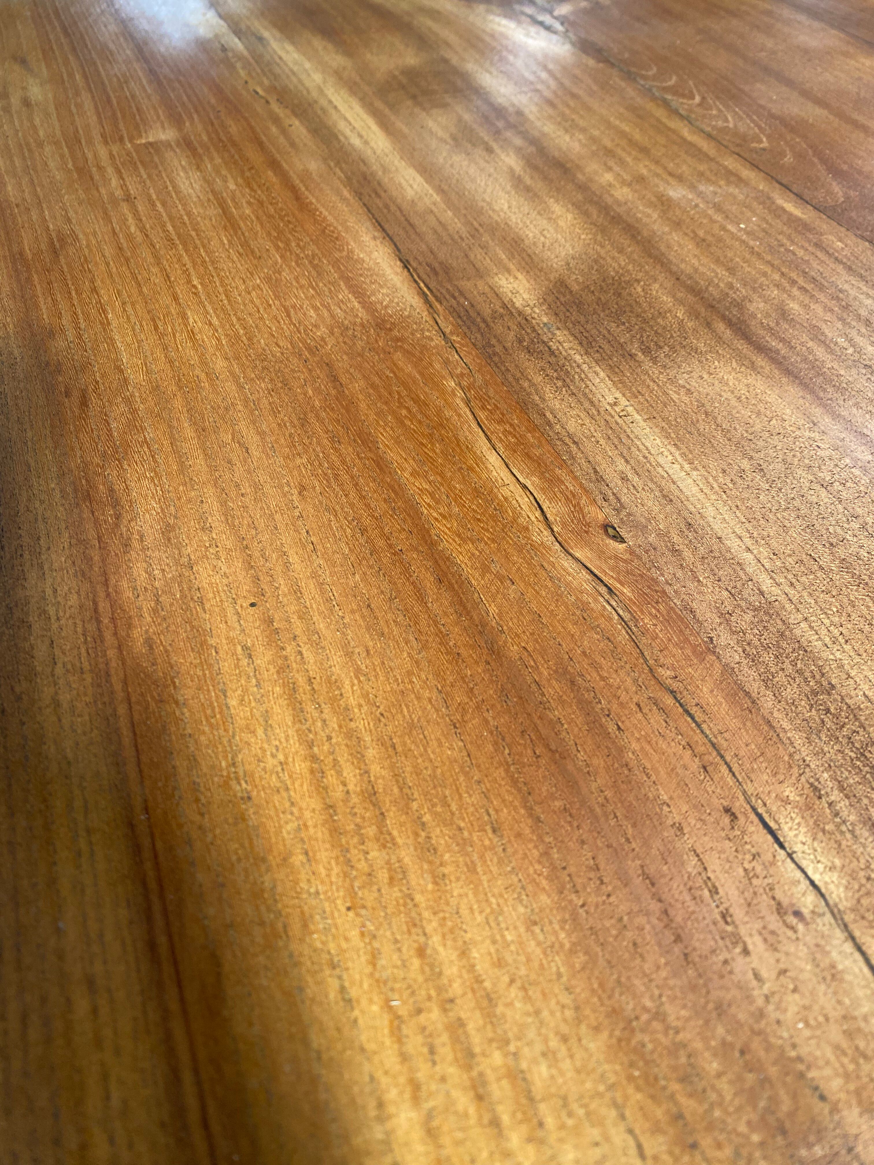 Farm table