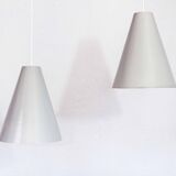Pair of metal tapered suspensions