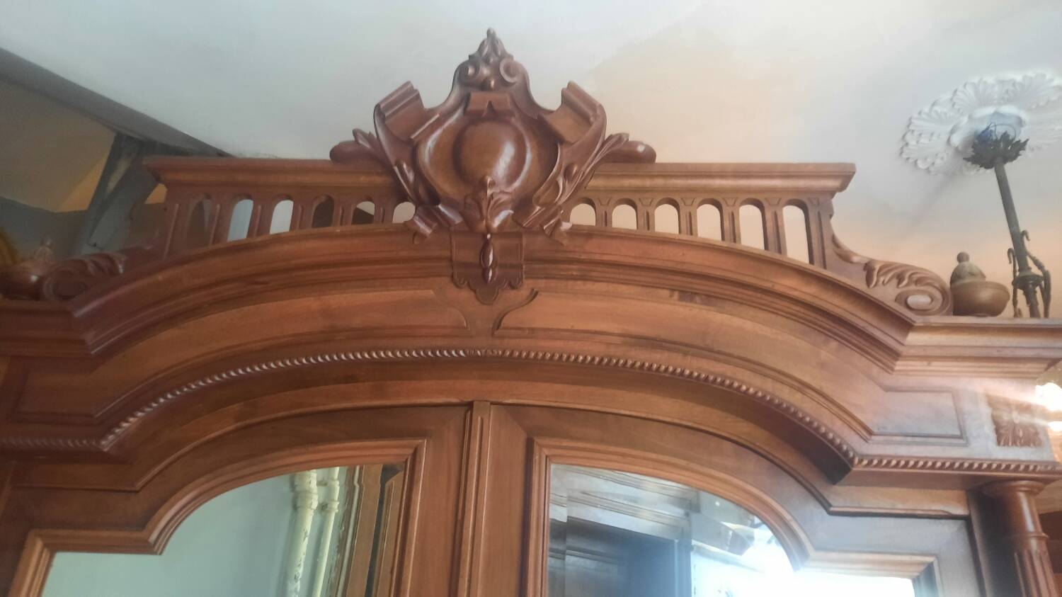 Louis XV style wardrobe