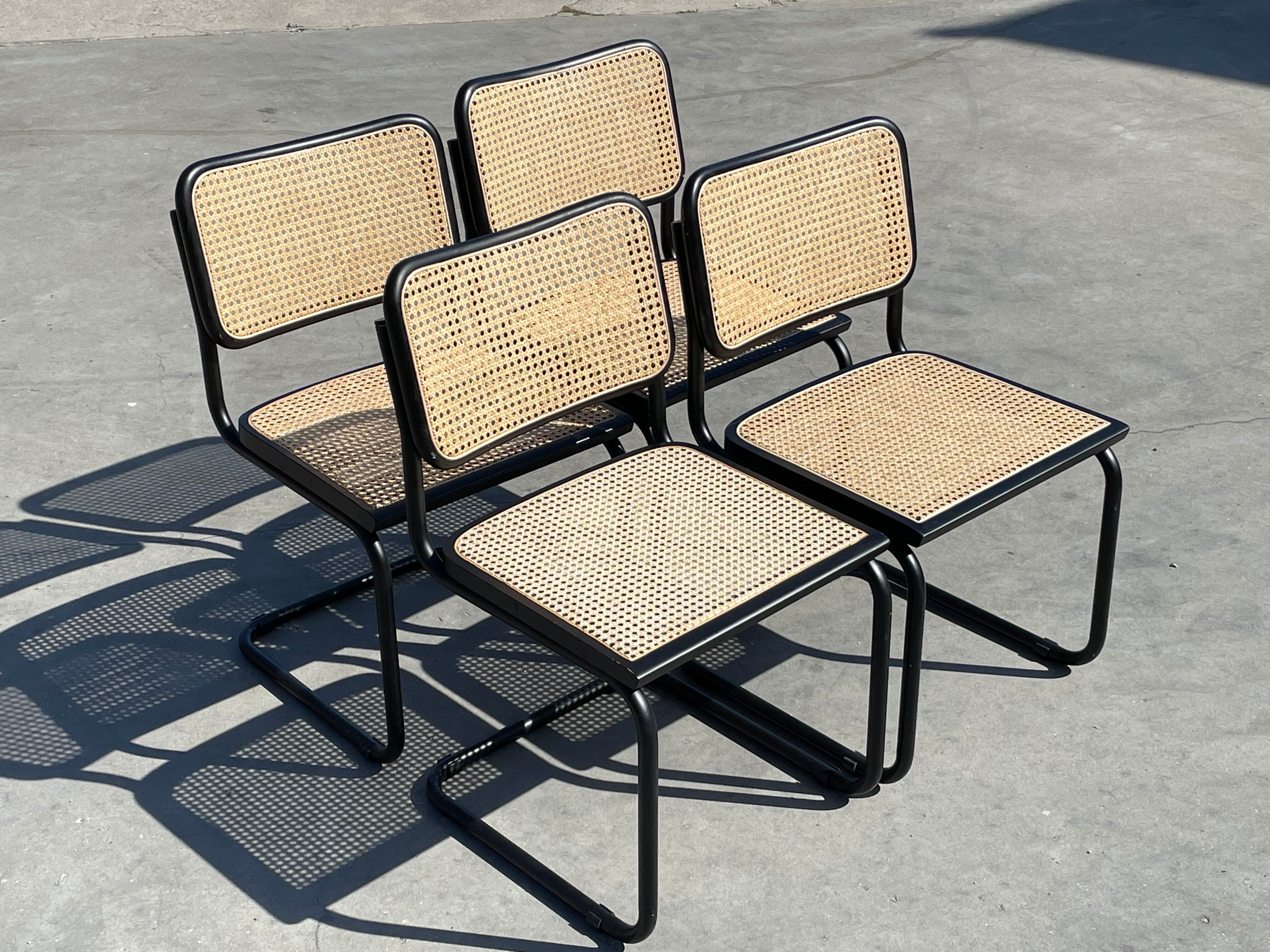 Cesca design chair b32 model in black set of four