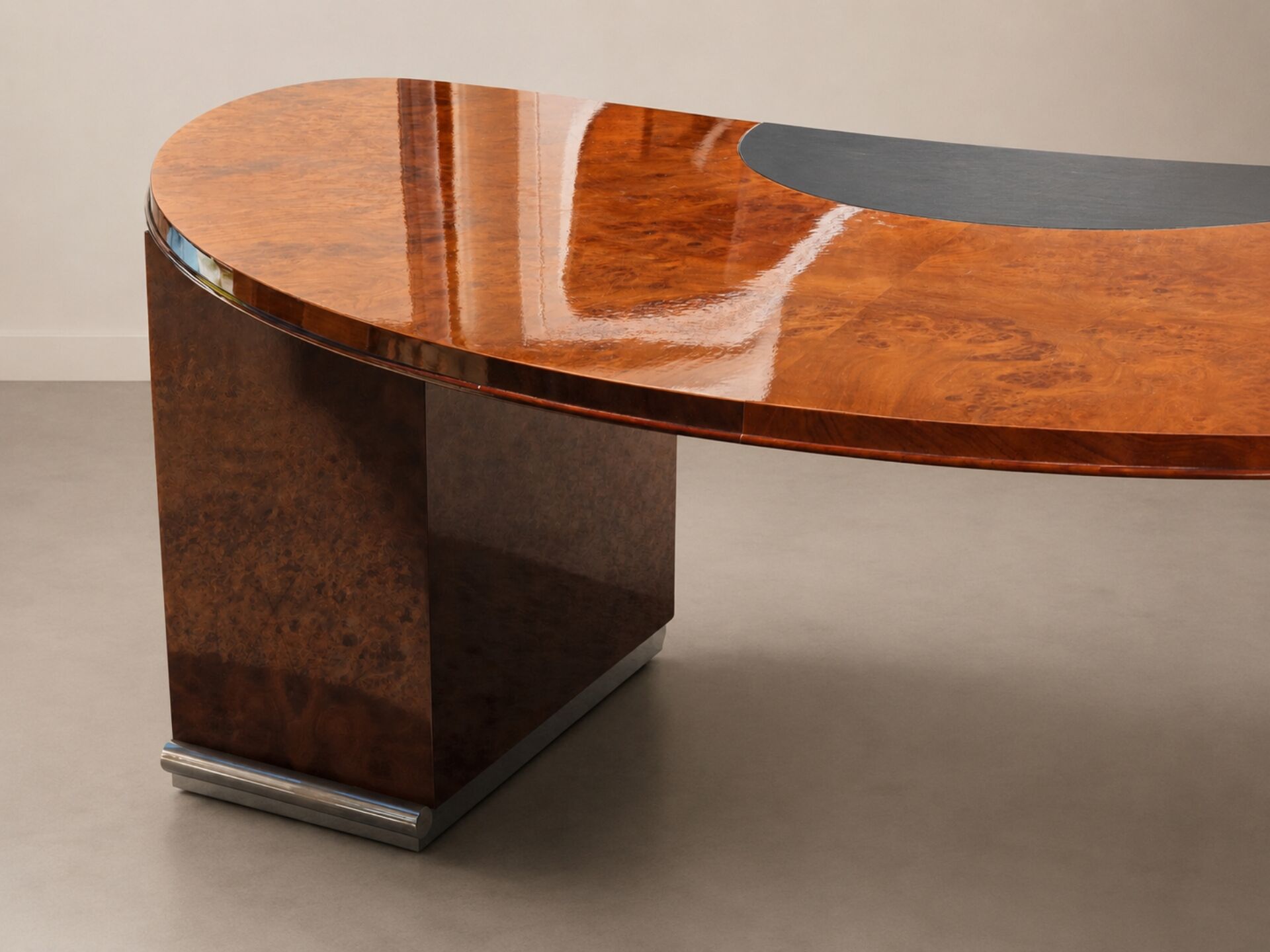 Vintage executive desk in burl wood – 1970s