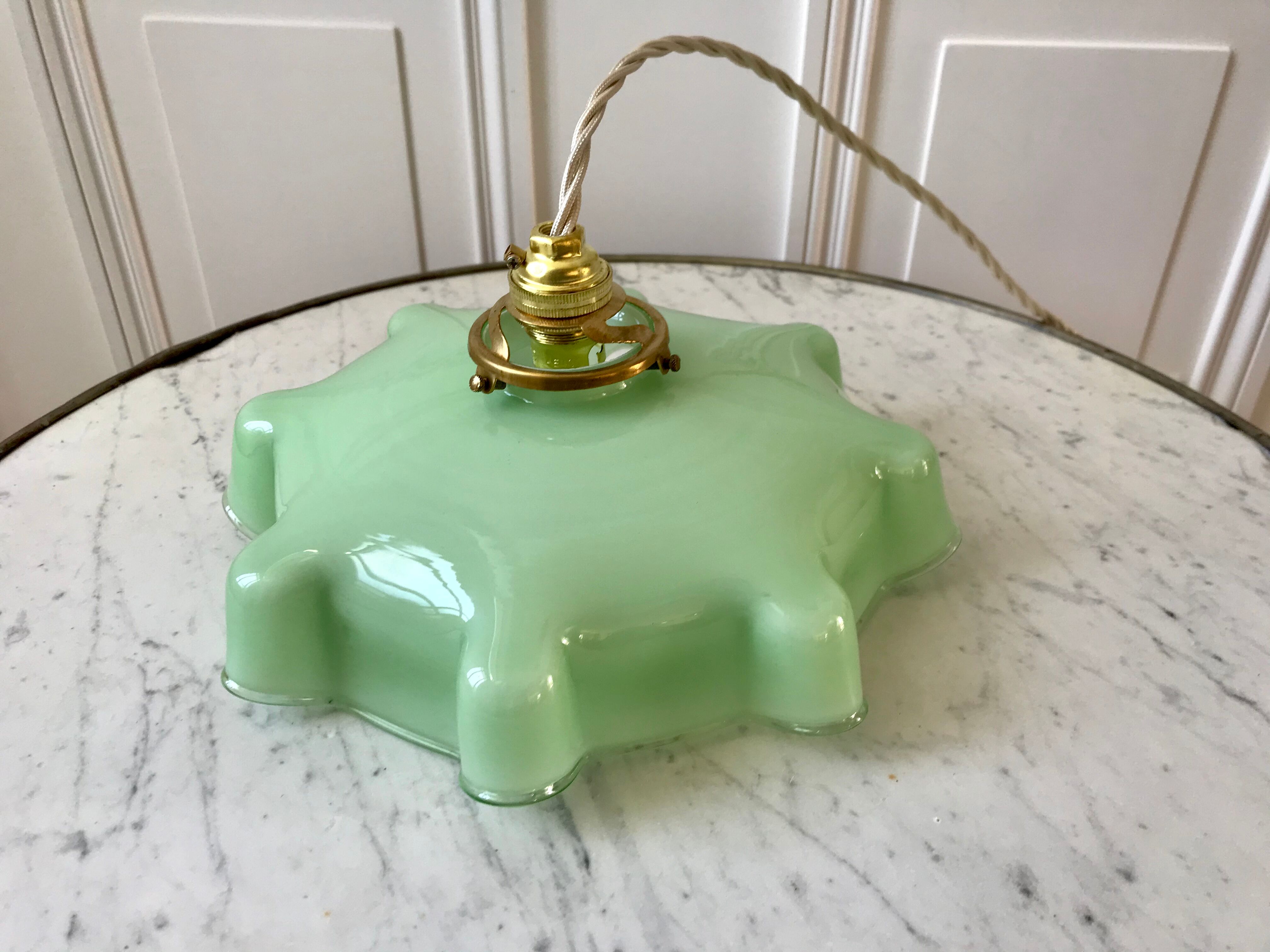 Suspension in opaline green sage years 40-50