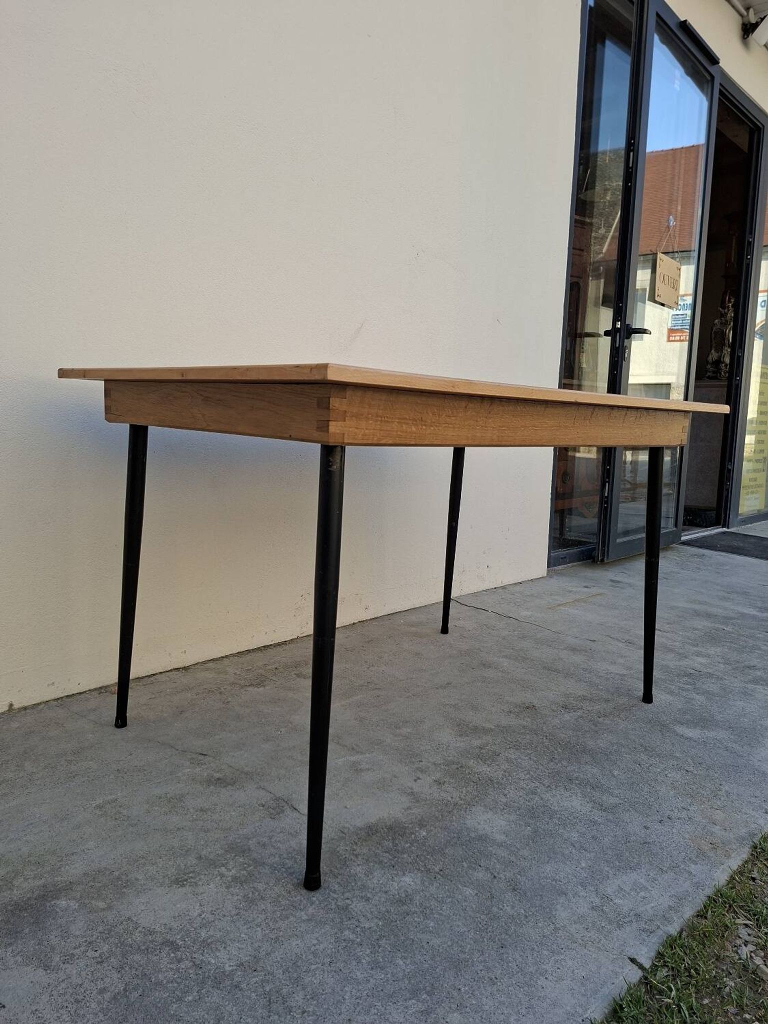 Vintage dining table from the 1960s.