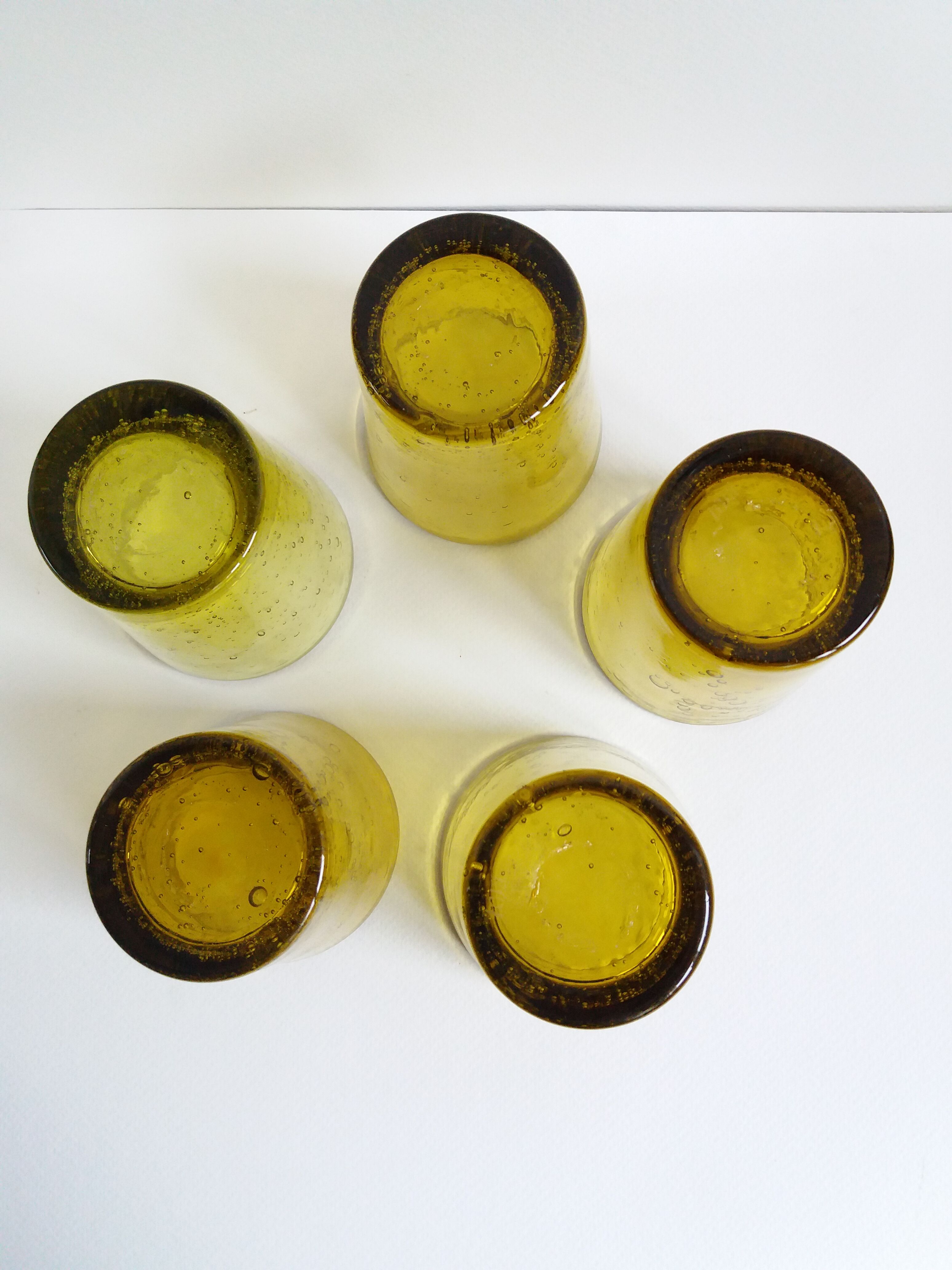 Set de 5 verres de biot vert olive