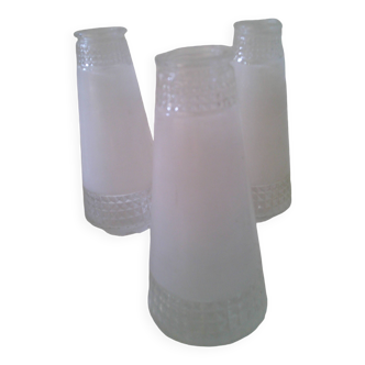3 conical lampshades