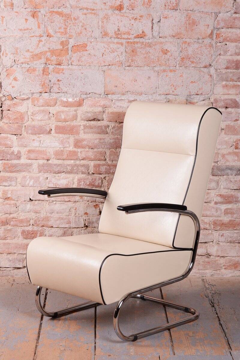 Bauhaus Armchairs FN24 in Chrome and Leather attributed to Mücke-Melder, Czech, 1930s, Set of 2