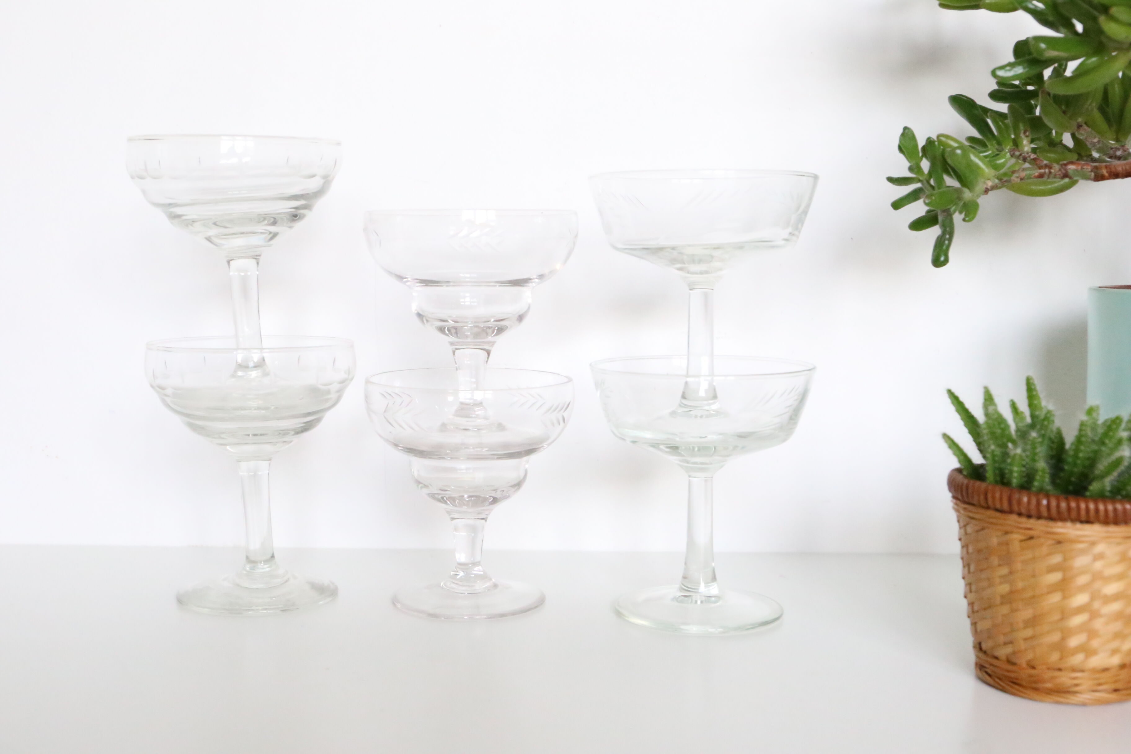 Set of 6 mismatched champagne glasses, chiseled glass