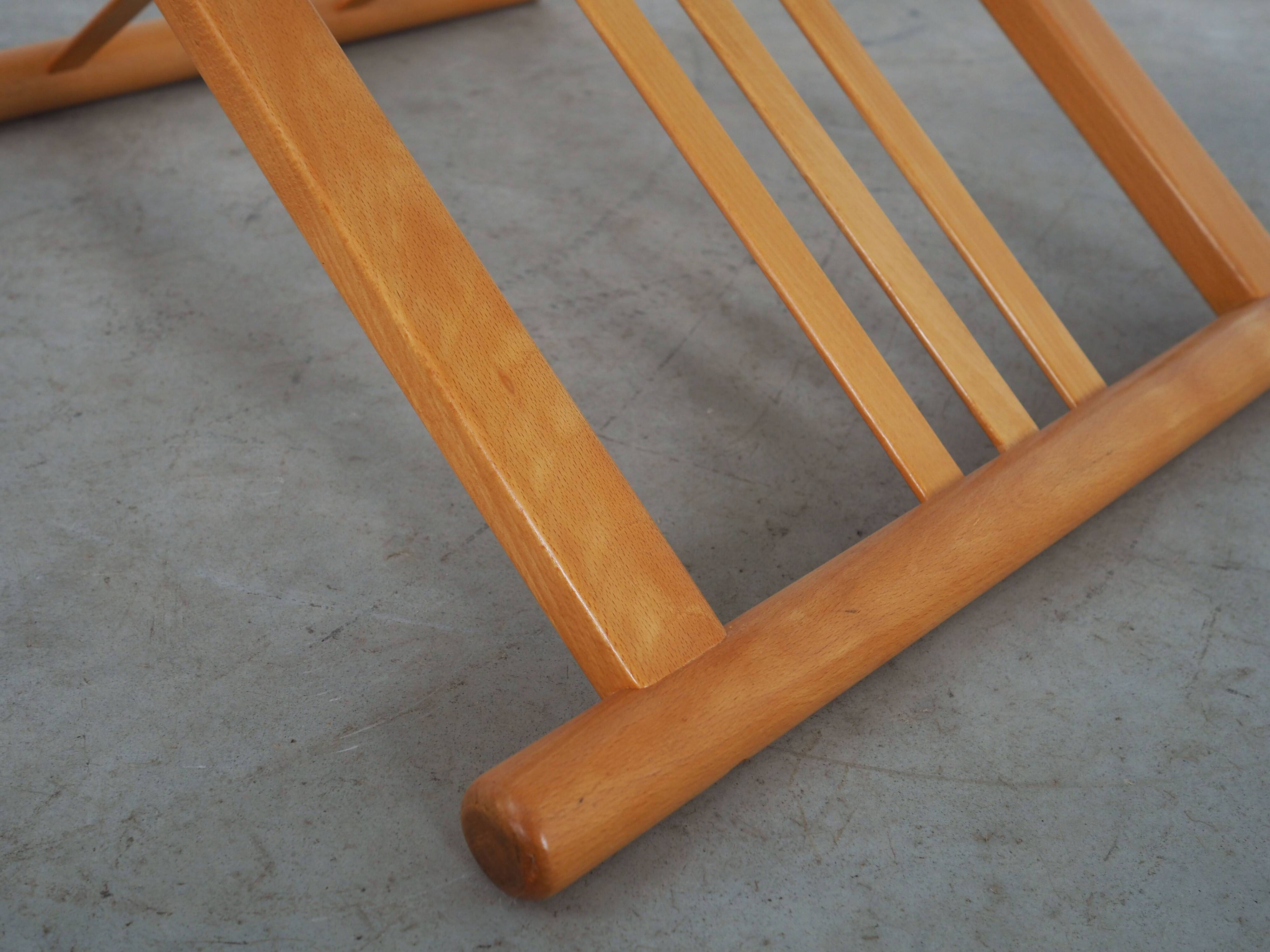 Beech coffee table, Danish design, 1990s, designer: Andreas Hansen, production: Haslev Møbelsnedkeri