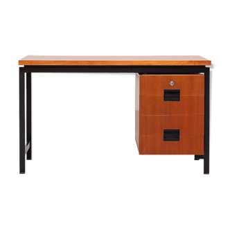 Modernist desk Cees Braakman EU01 of the Japanese series Pastoe 1960