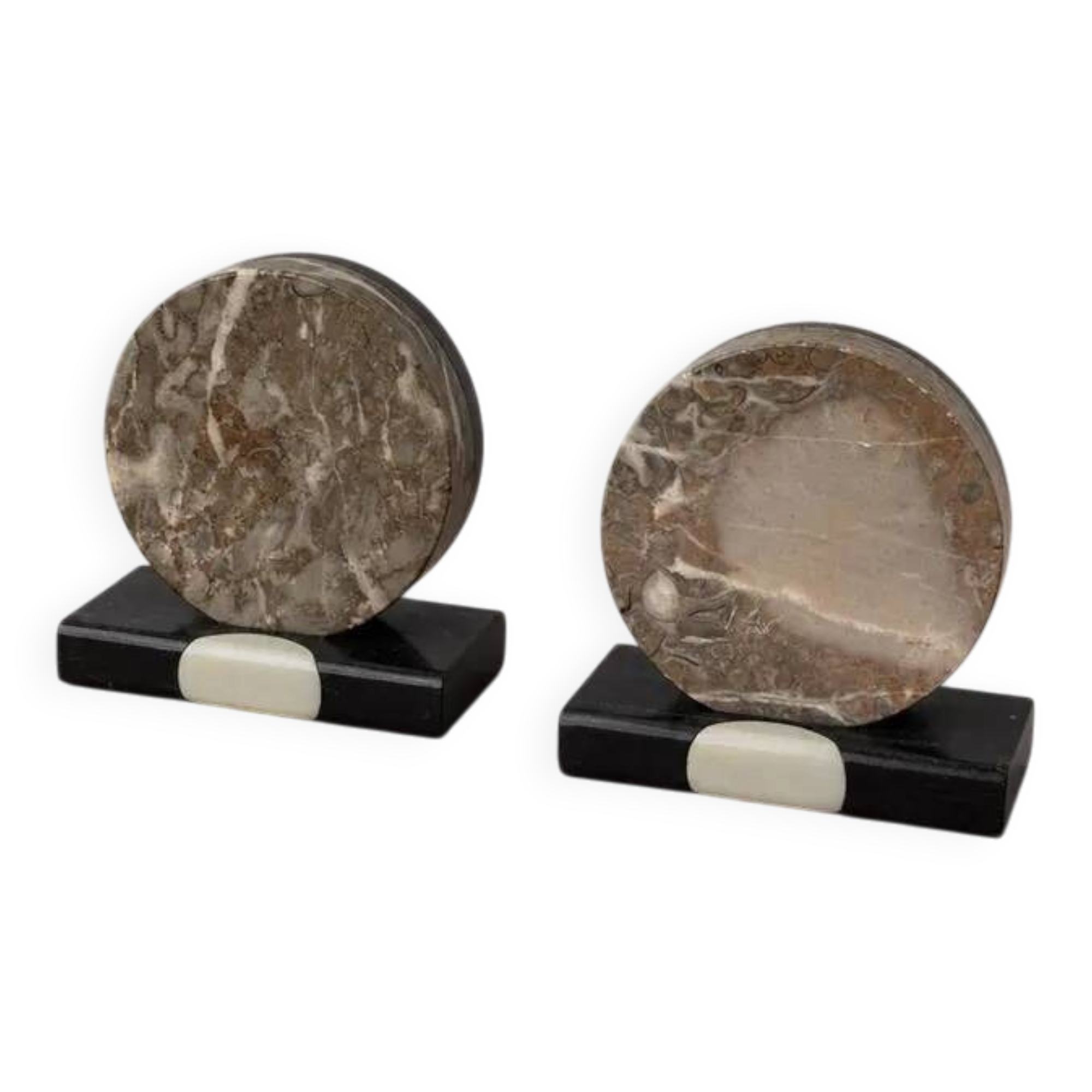 Vintage pair of bookends in fossilised coral agate | Stone disc-shaped bookends on a black marble base