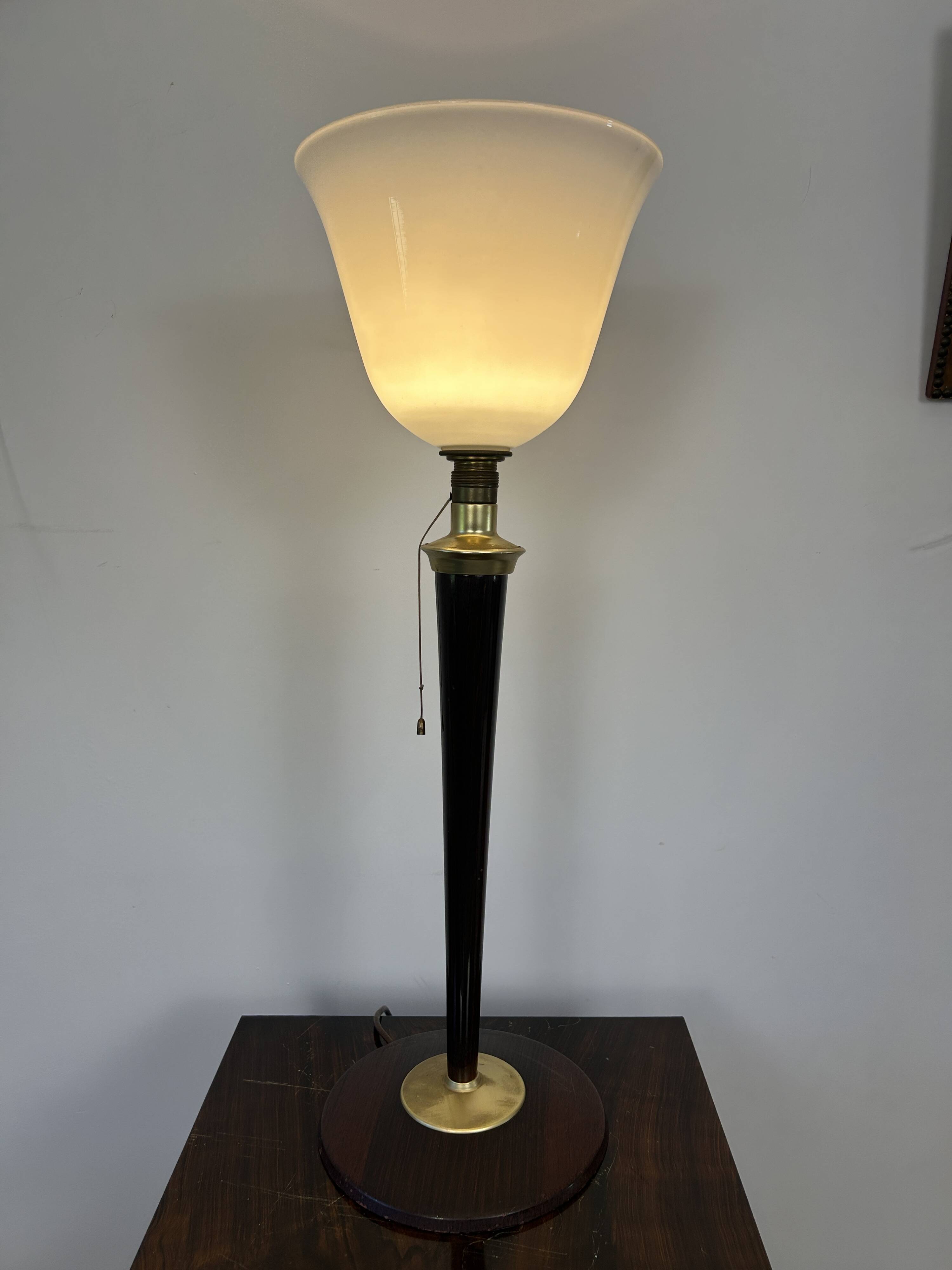 Lampe de bureau mazda de style art deco par lita
