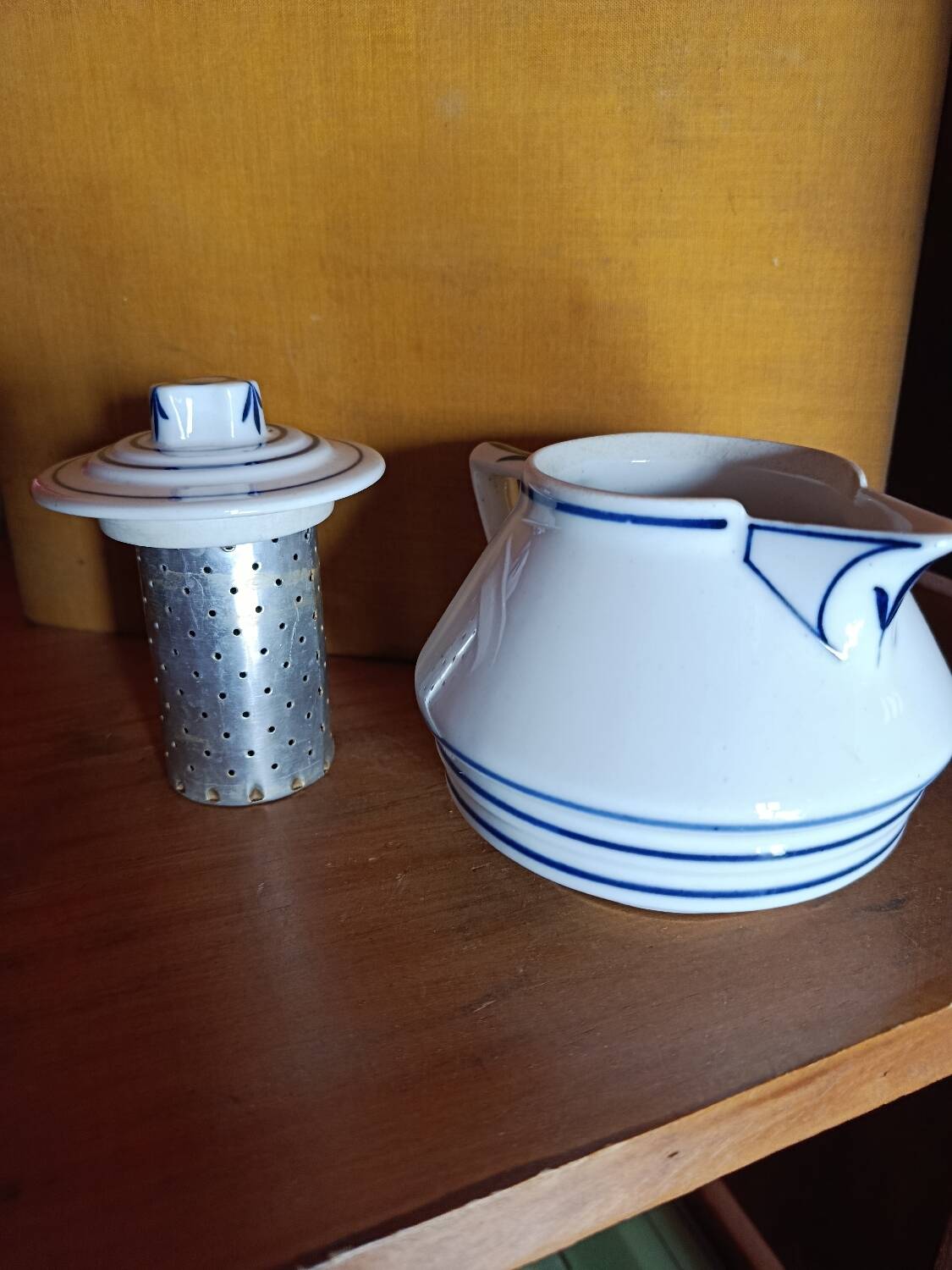Bayeux earthenware teapot
