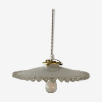 Opaline suspension