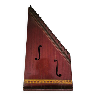 Wooden zither