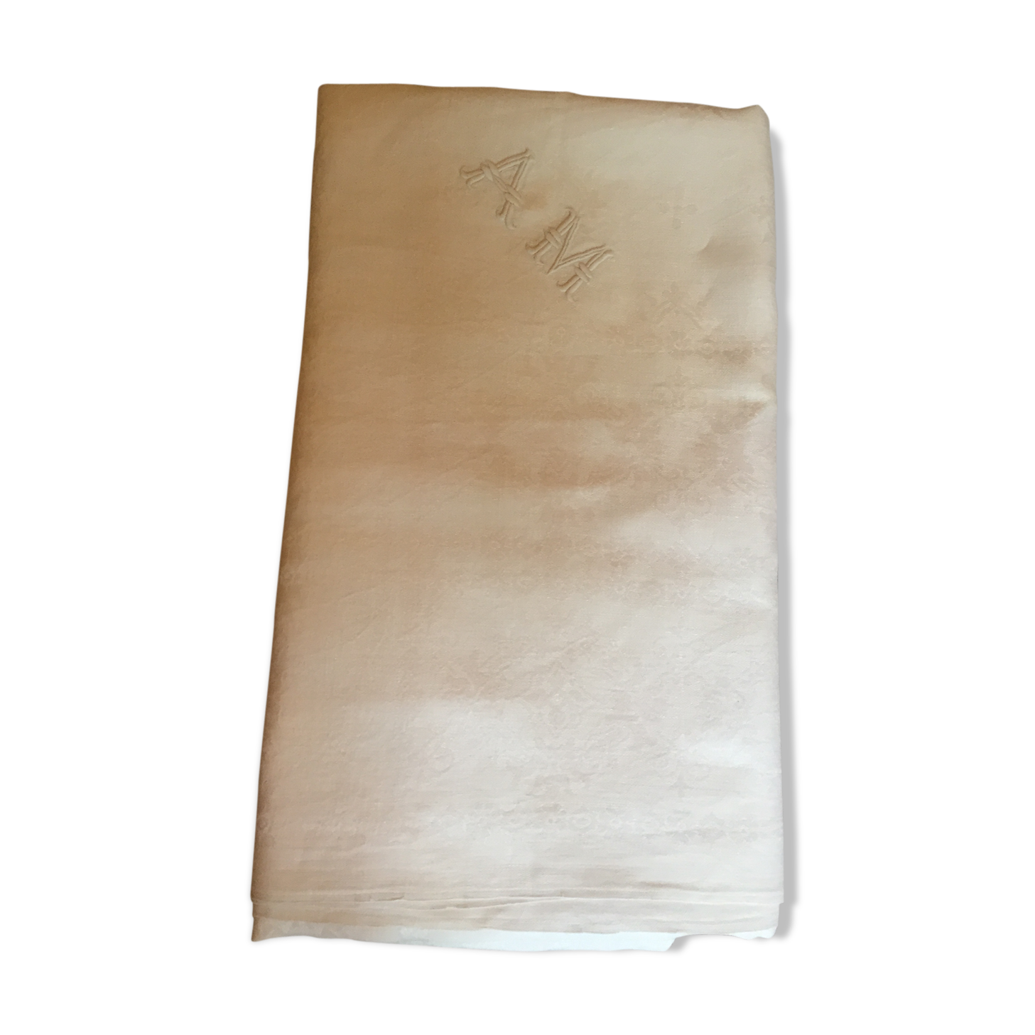 Nappe en damassée monogrammé AM