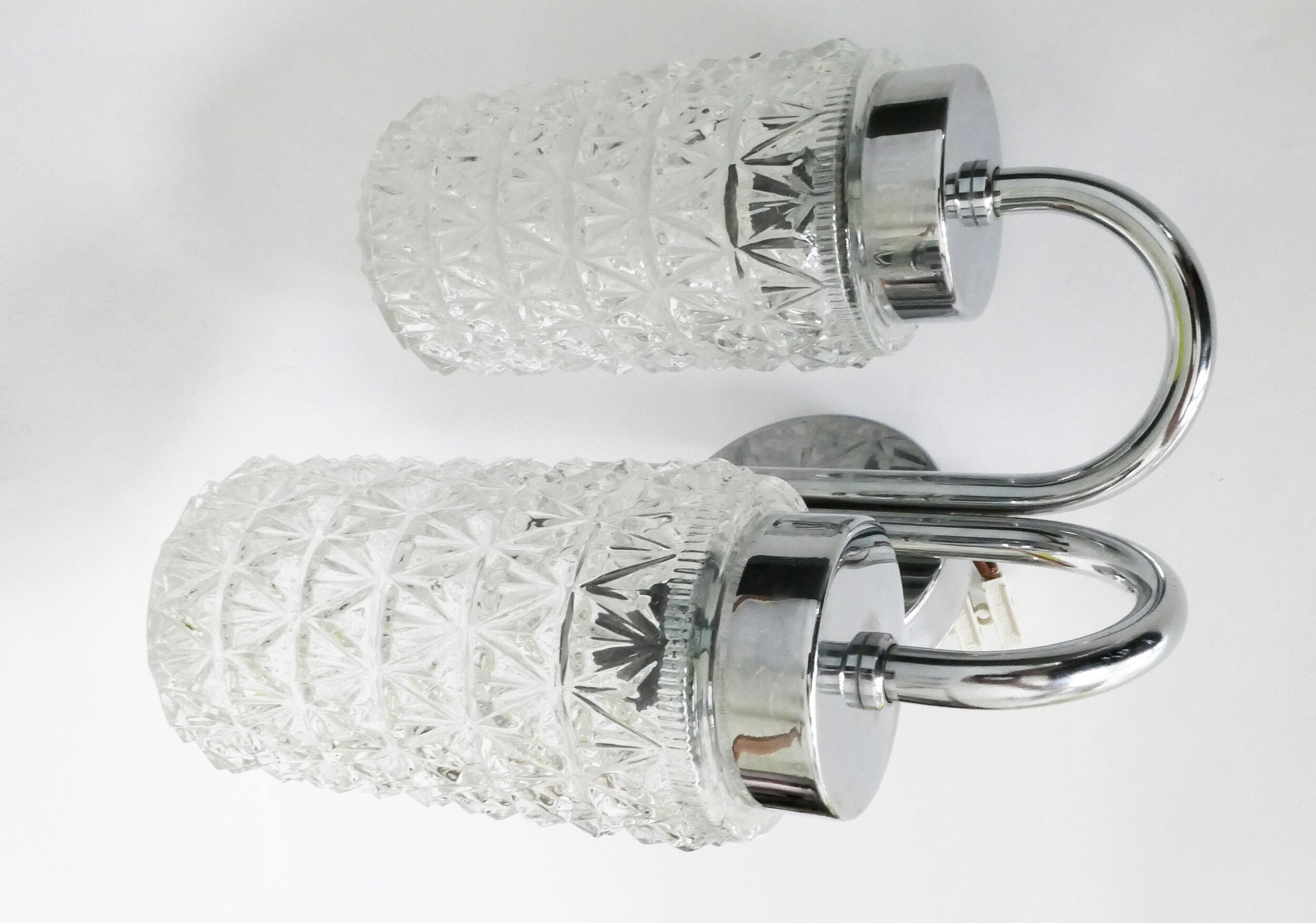 Double wall lamp 1970's chrome and glass