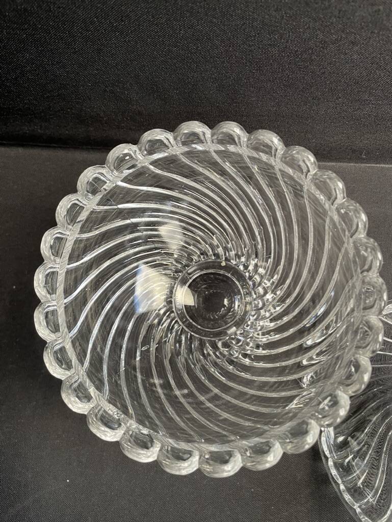 Molded crystal sugar bowl – Baccarat Twisted bamboo