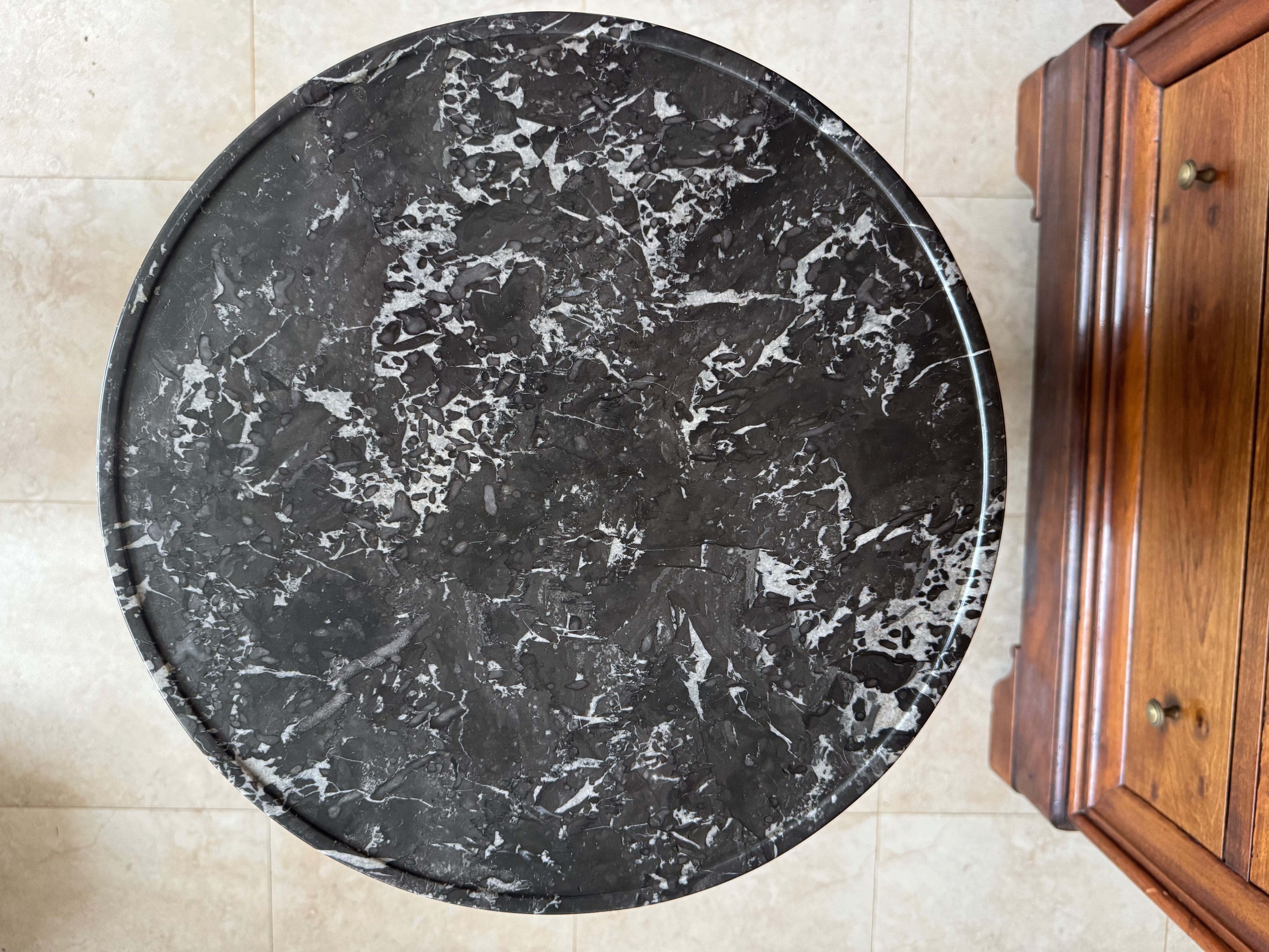 Rare Somno with drawer, Empire period Cuban mahogany and superb grooved marble.