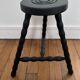 Tabouret tripode pieds bobines
