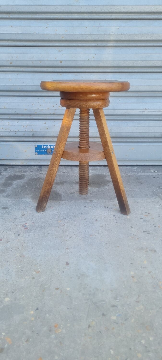 Solid wood screw workshop stool