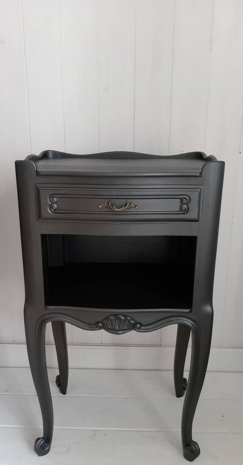 Pair of bedside tables