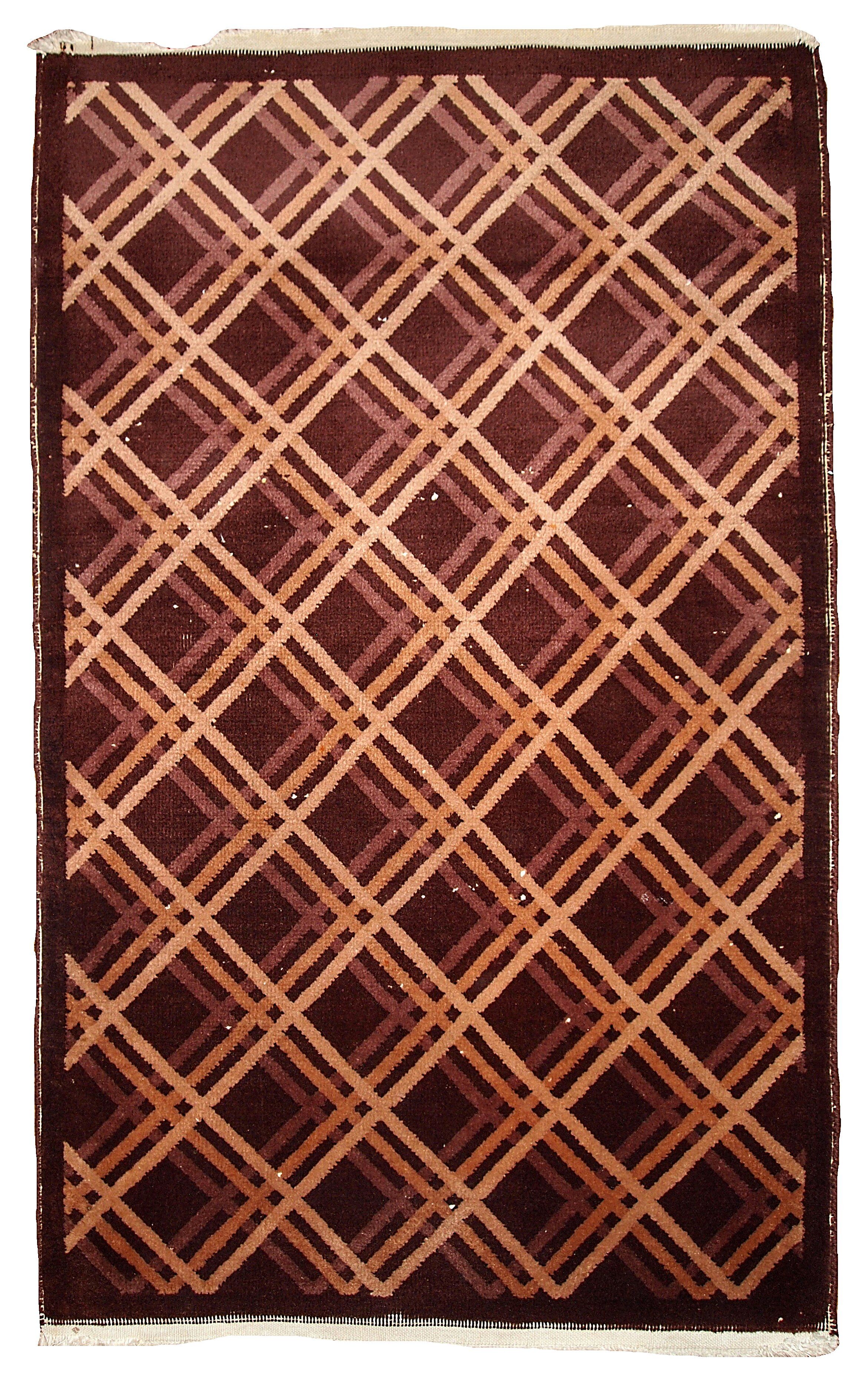 Carpet old Chinese art deco is 91cm x 150cm hand 1920 s