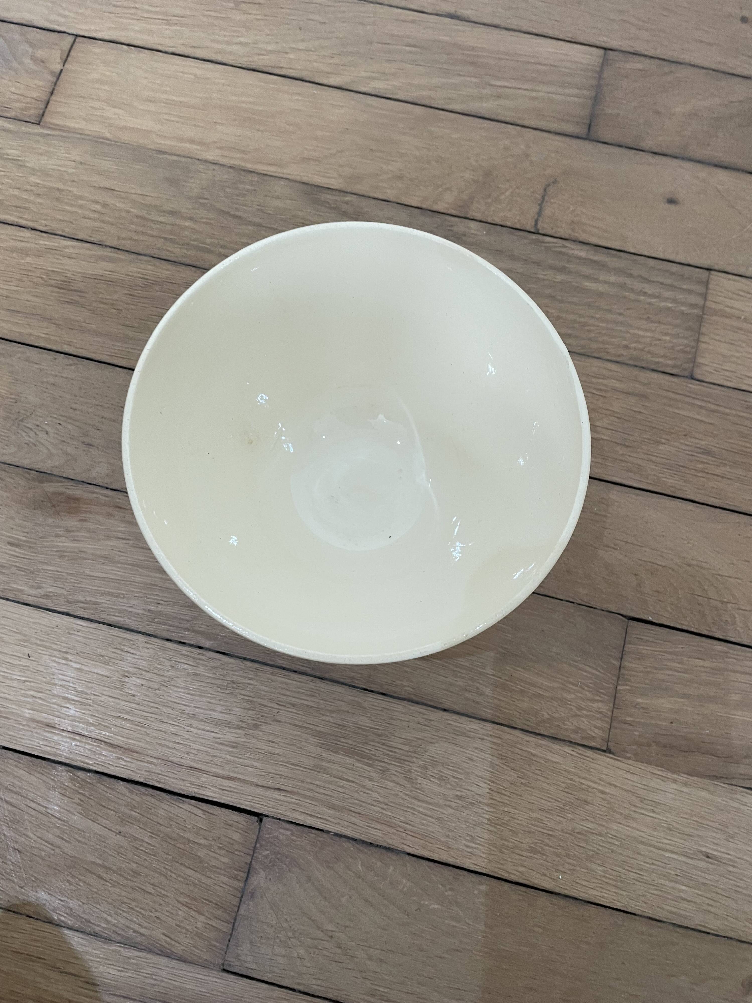 Vintage porcelain bowl 251007
