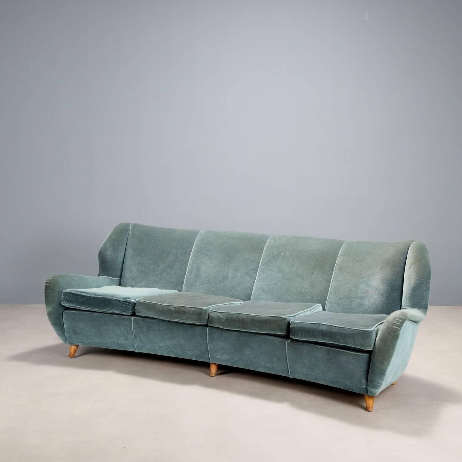 Original vintage designer bean-shaped velvet sofa from the 1950s-60s