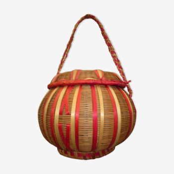 Wicker basket for sewing
