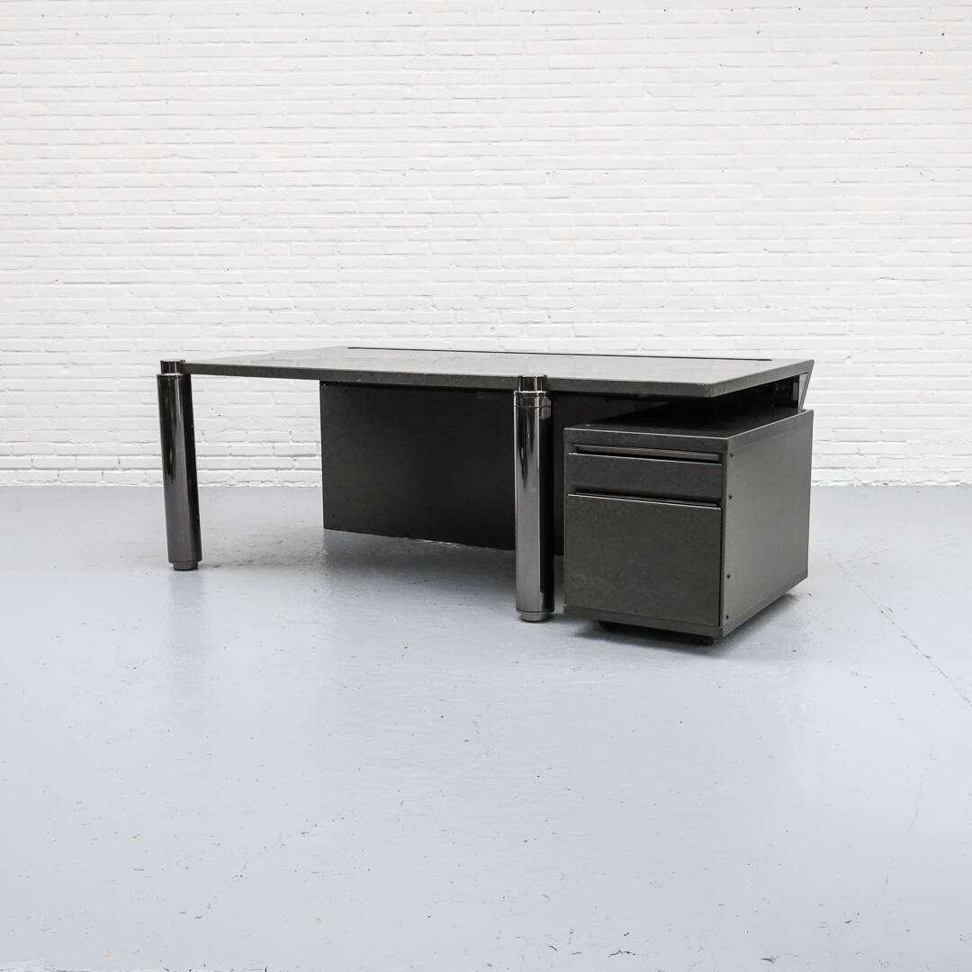 Bureau exécutif par FA Porsche pour Castelli années 1980