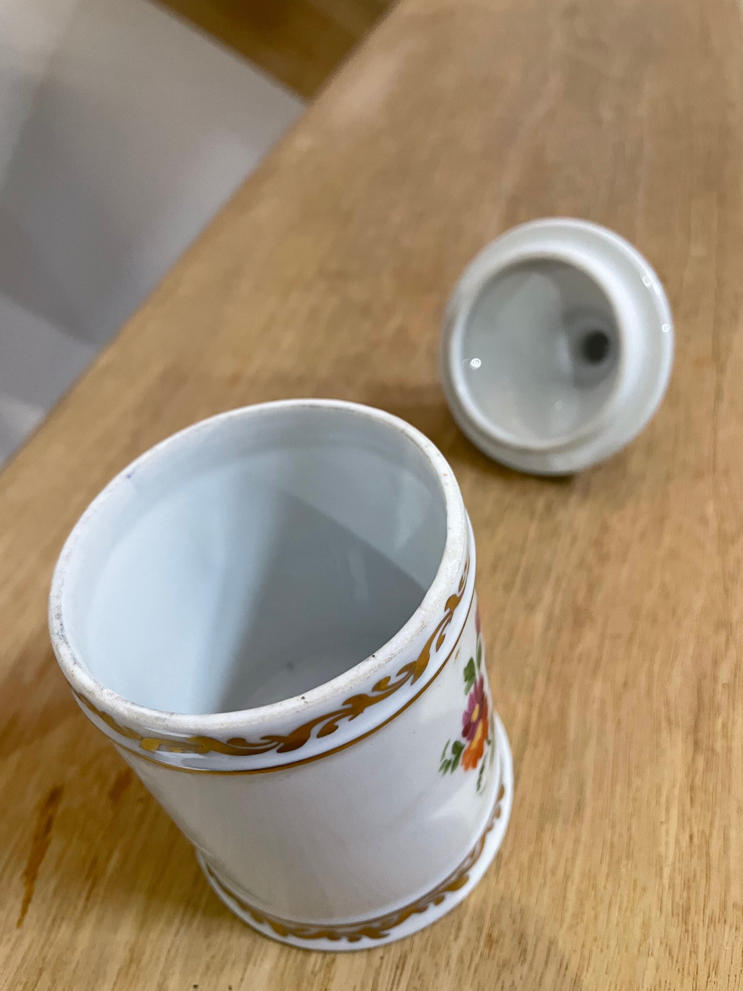 Pharmacy jar Morphine porcelain