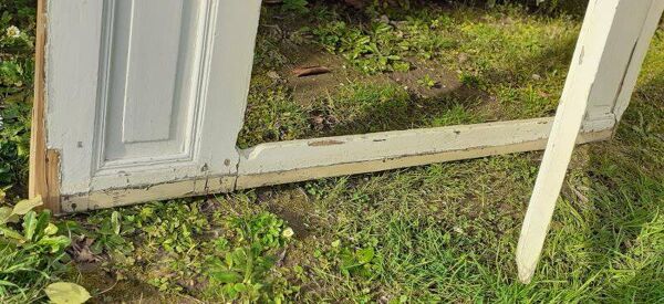 Porte h201,5xl91,5cm de placard avec son cadre mouluré xix°