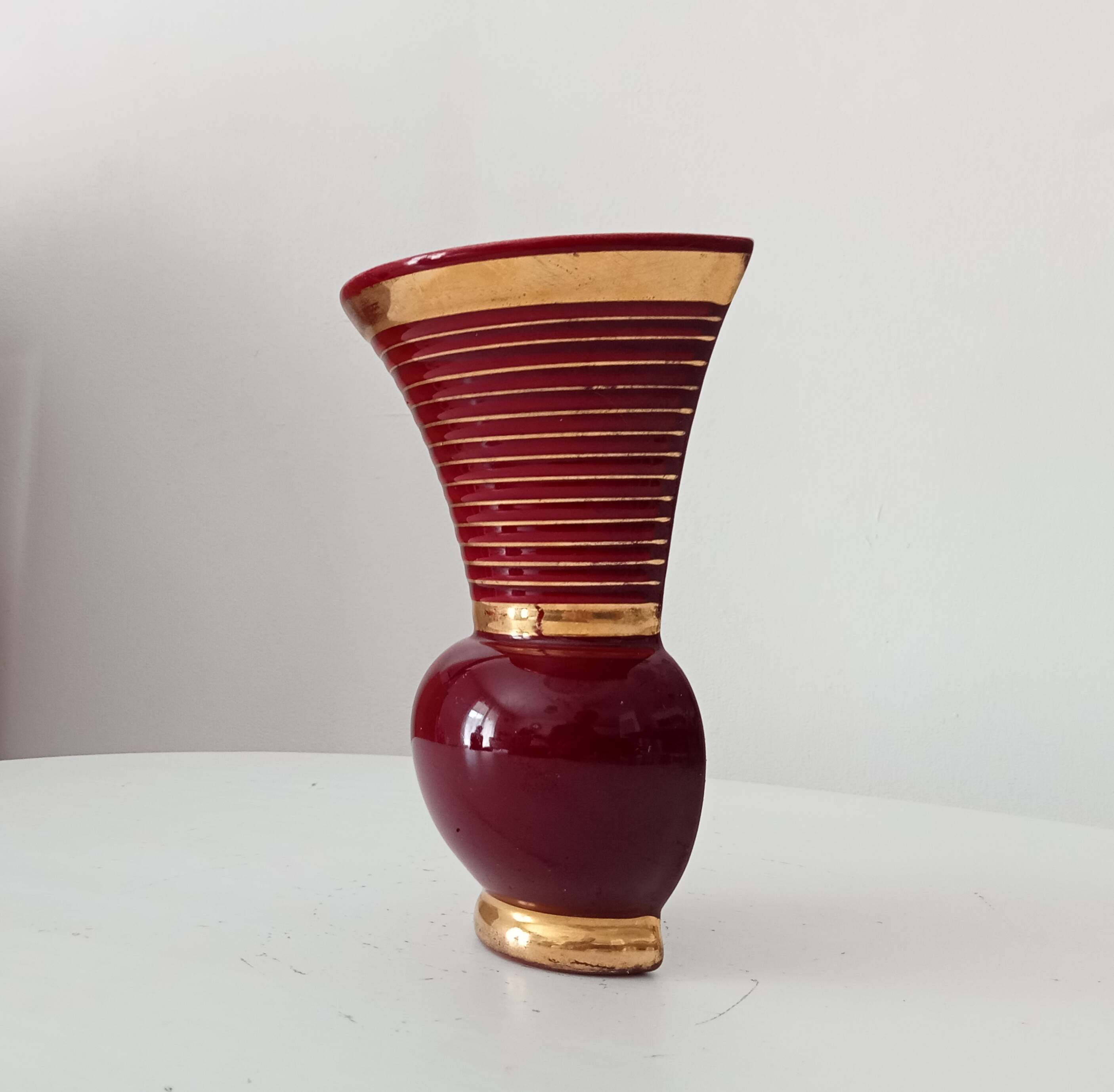 Art Deco ceramic wall vase