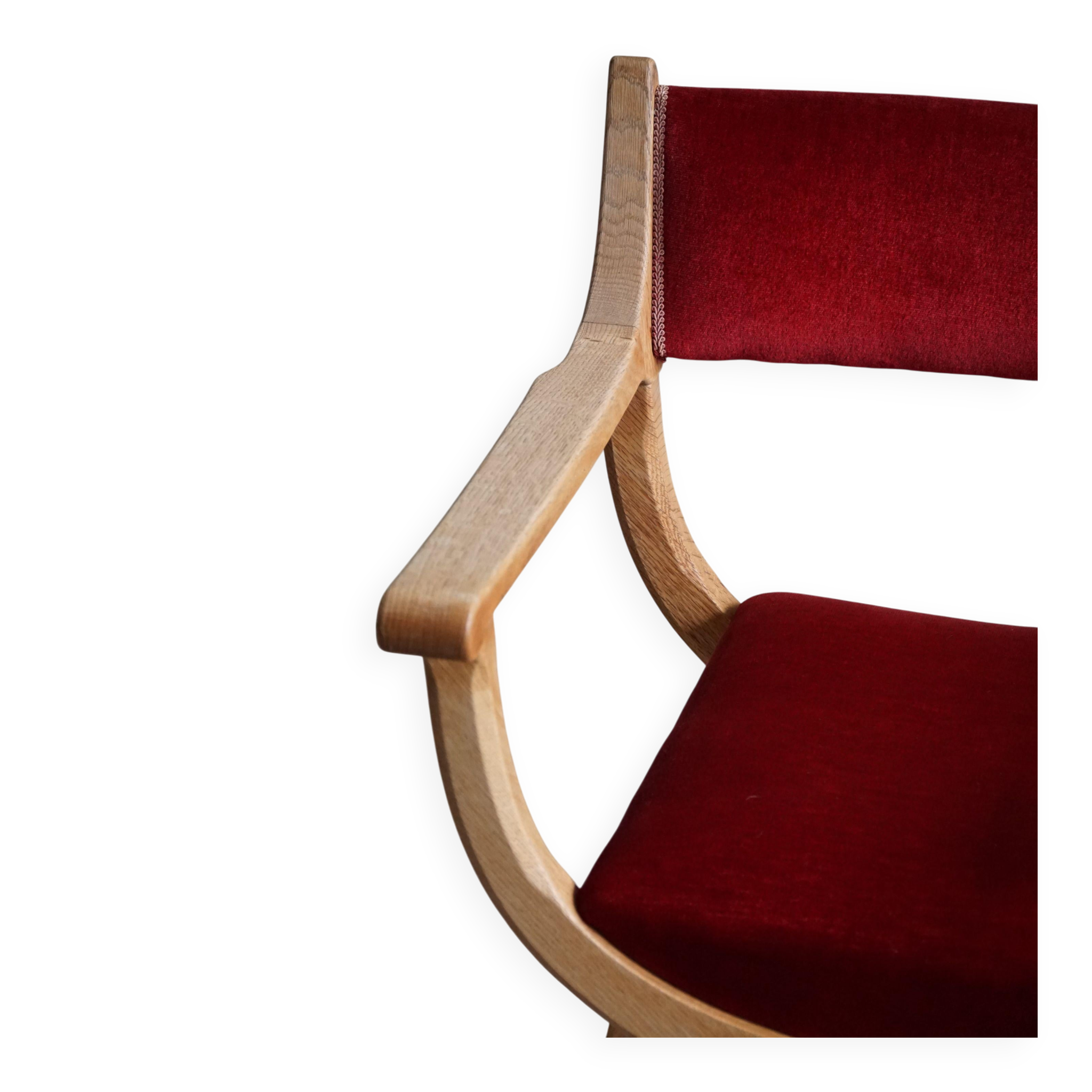 Henning Kjærnulf, Oak and velvet armchair, Model "Kurul", Mid-century, 1960s