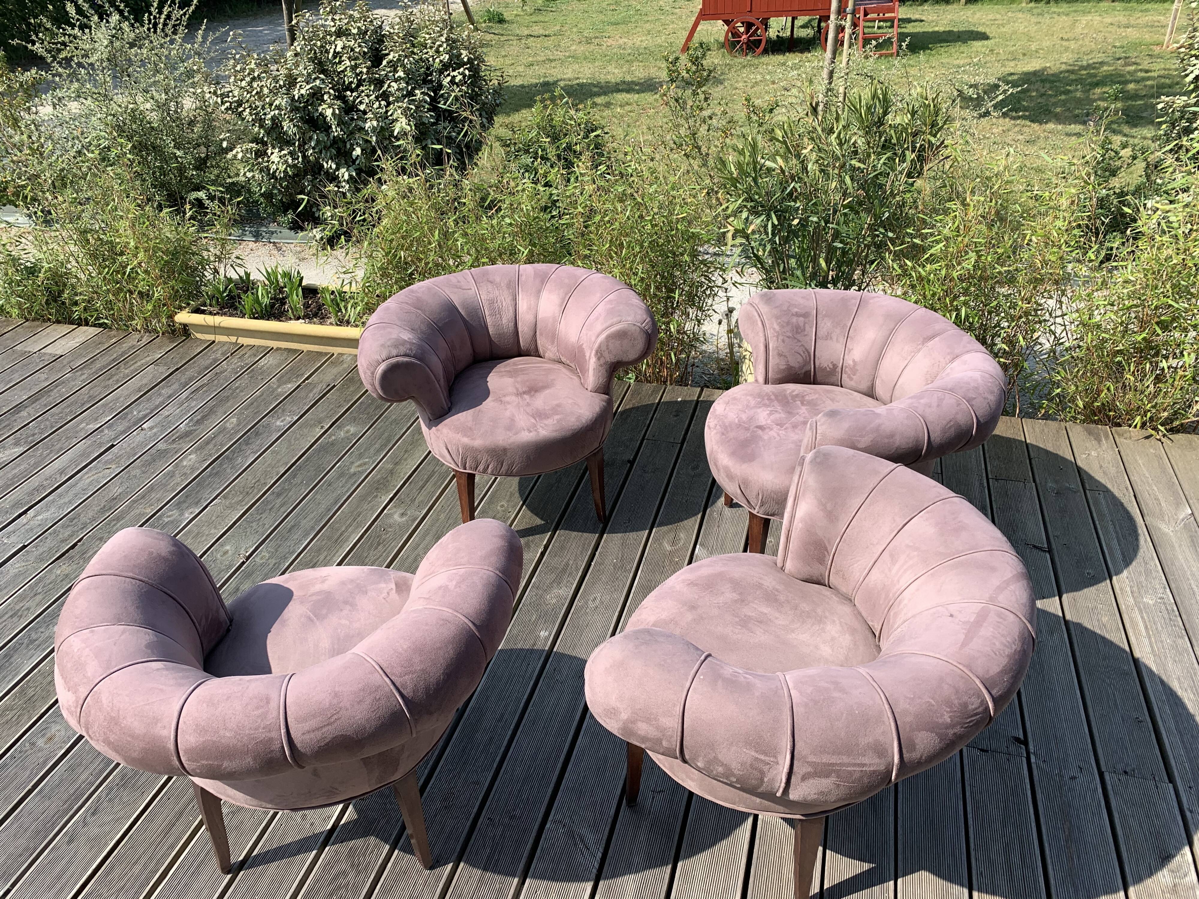 Quatre fauteuils art déco