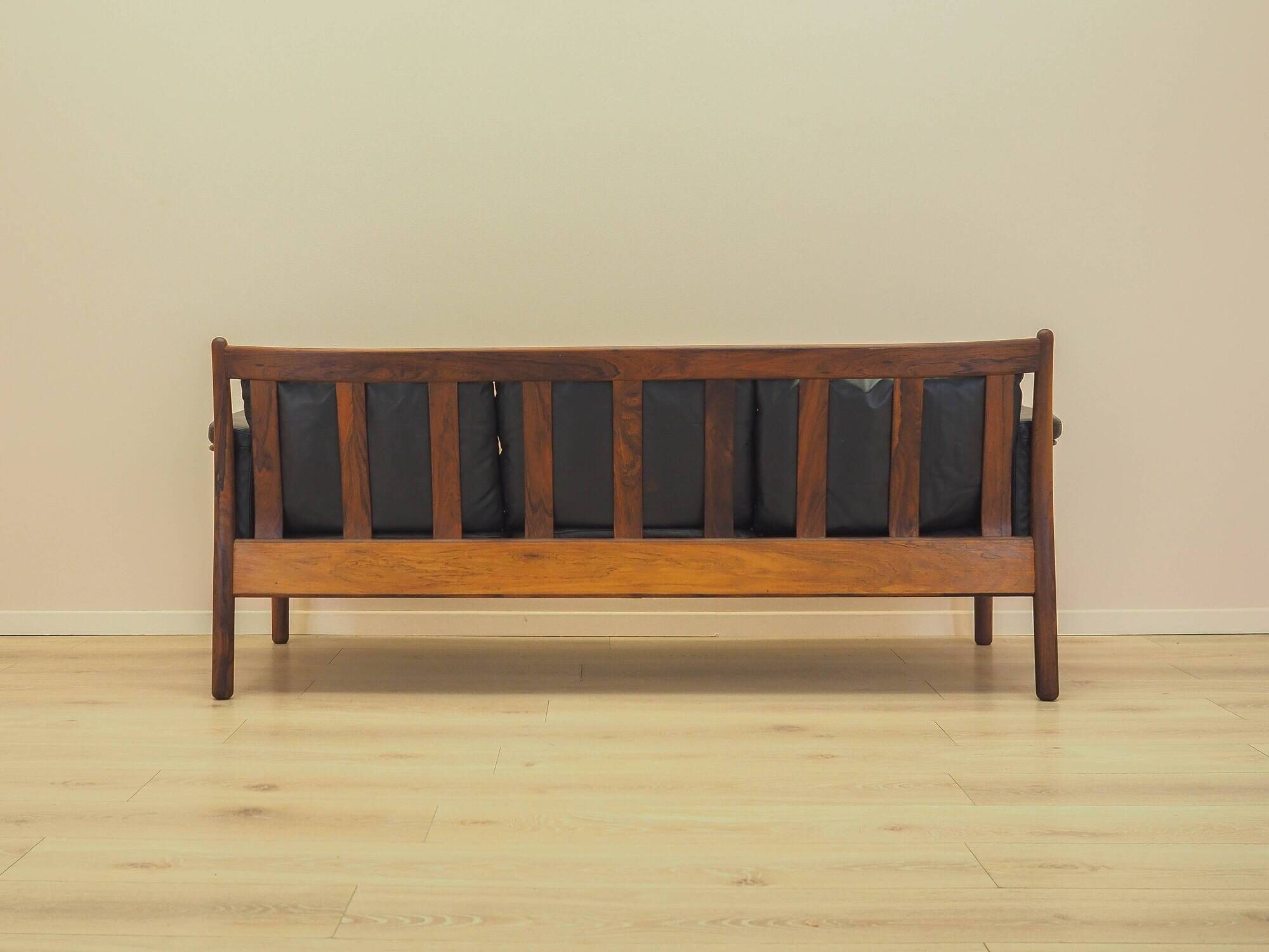 Rosewood sofa Gunnar Myrstrand for Källemo, black leather, 1960s