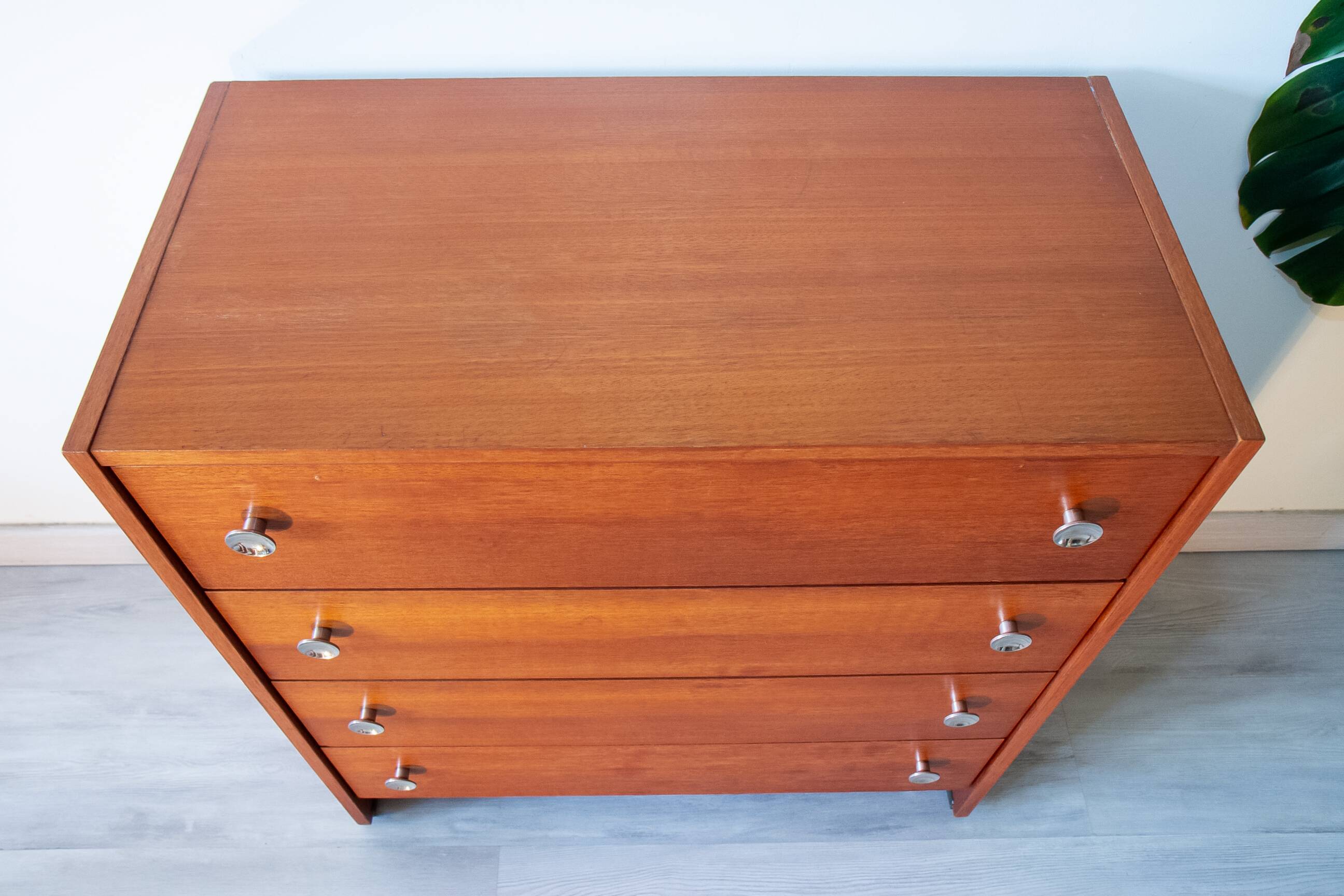 Teak chest of drawers, 1960s