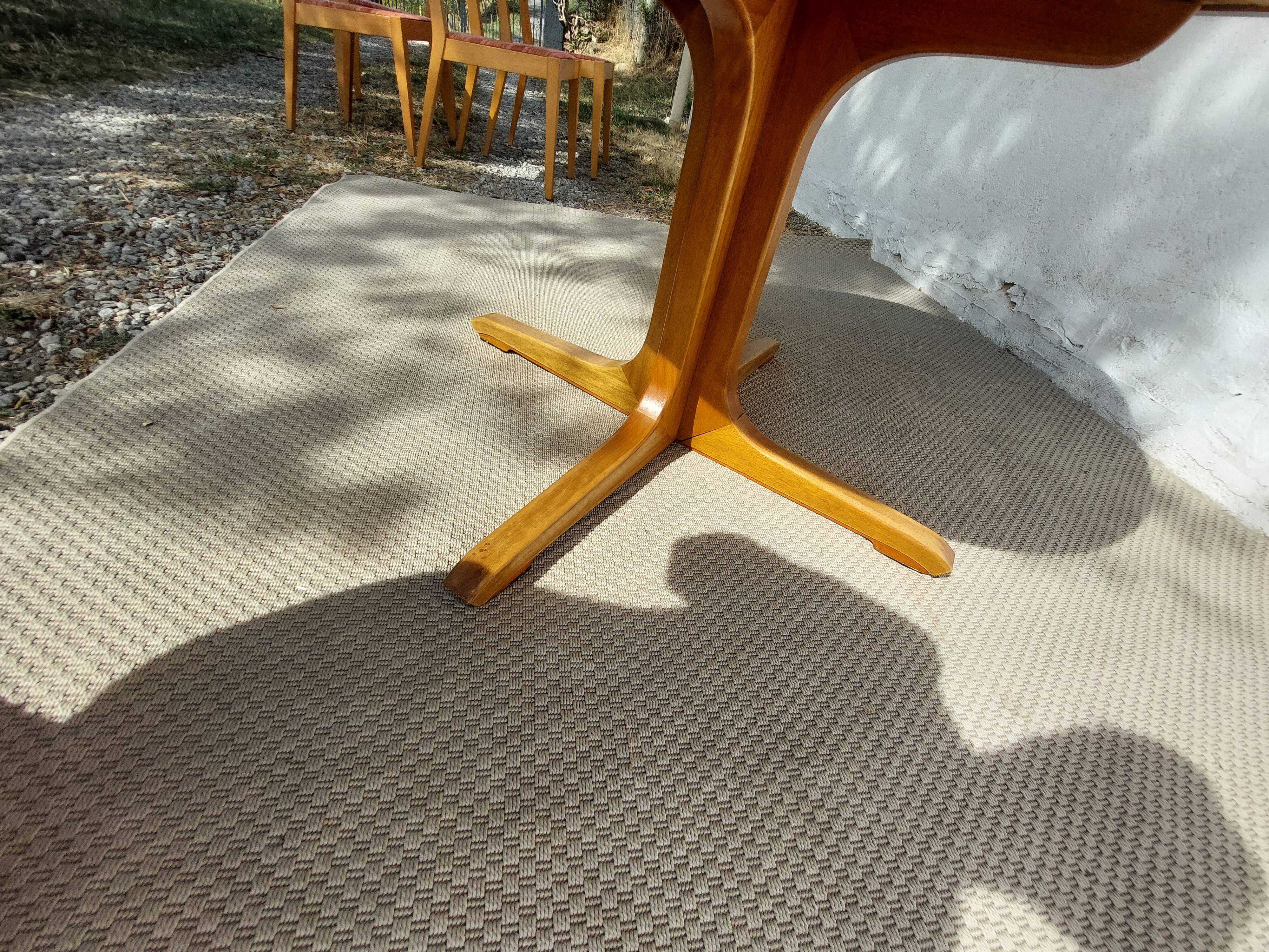 round or oval table with extension, central leg, vintage Baumann design