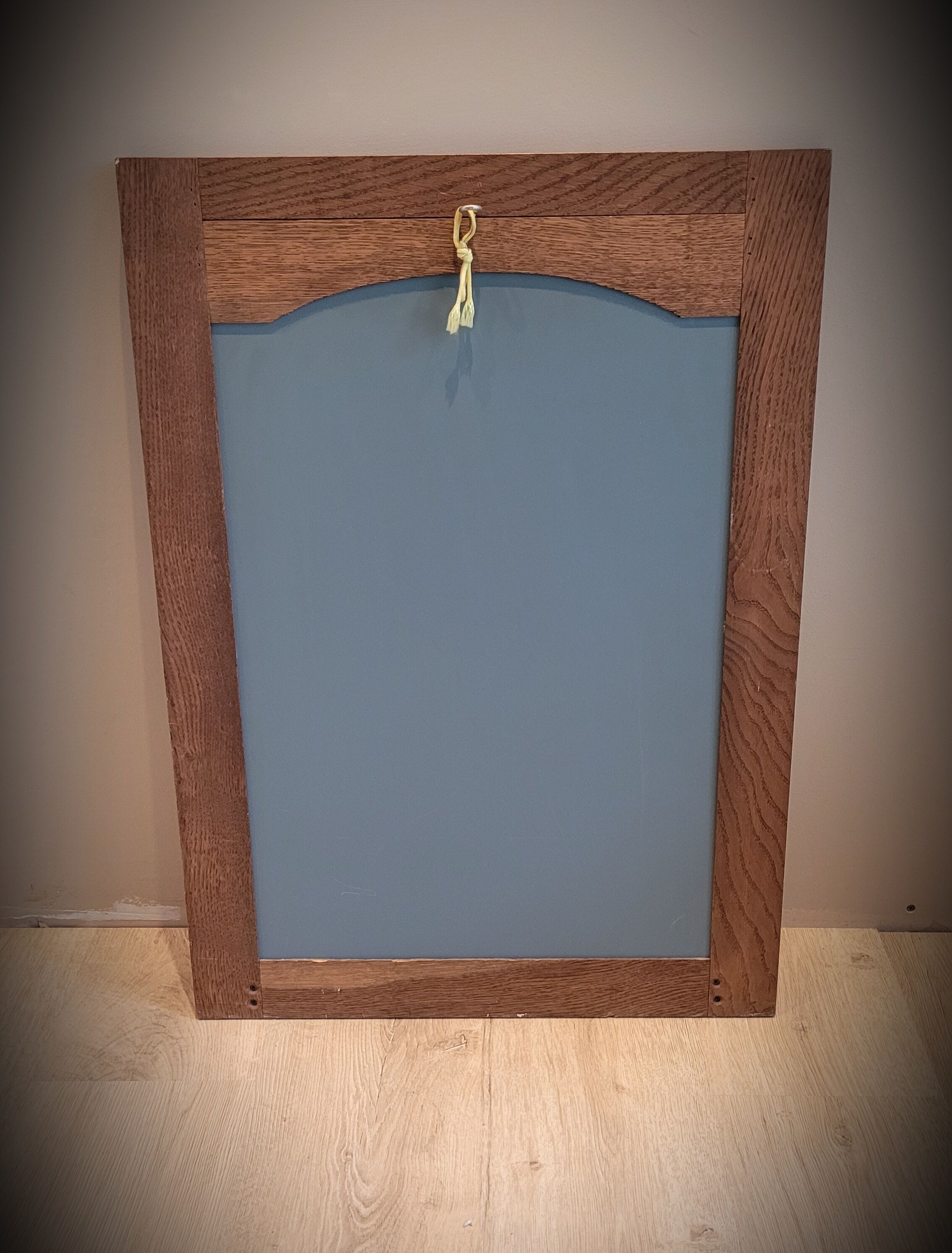 Miroir bois moustache