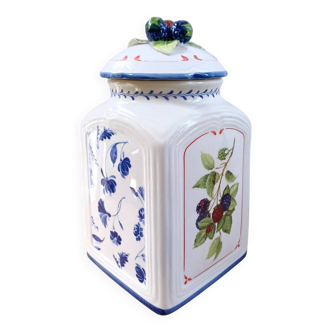Large Ceramic Cookie Jar by Villeroy & Boch – Cottage Charm Collection