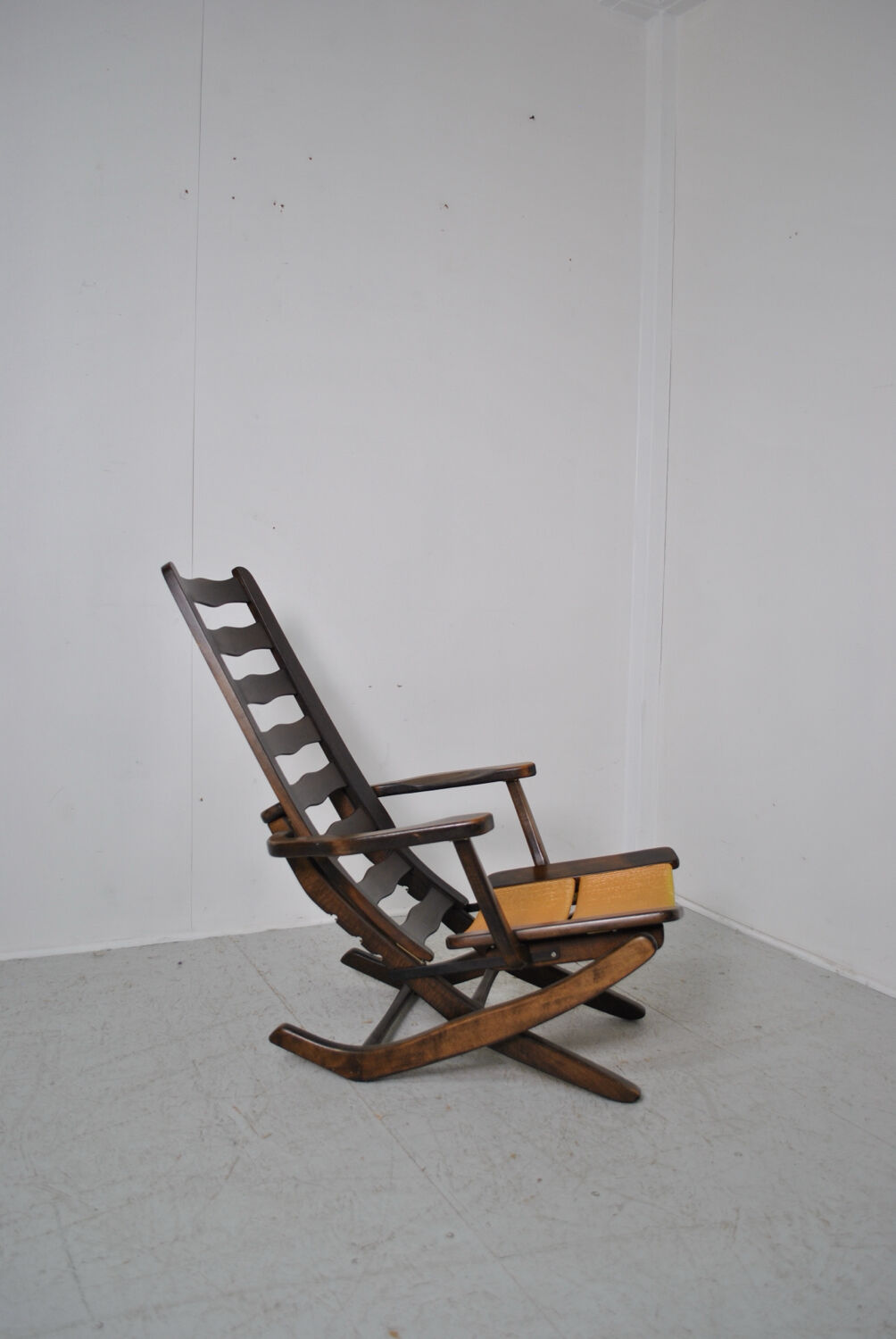 Triconfort 1960s recliner chair