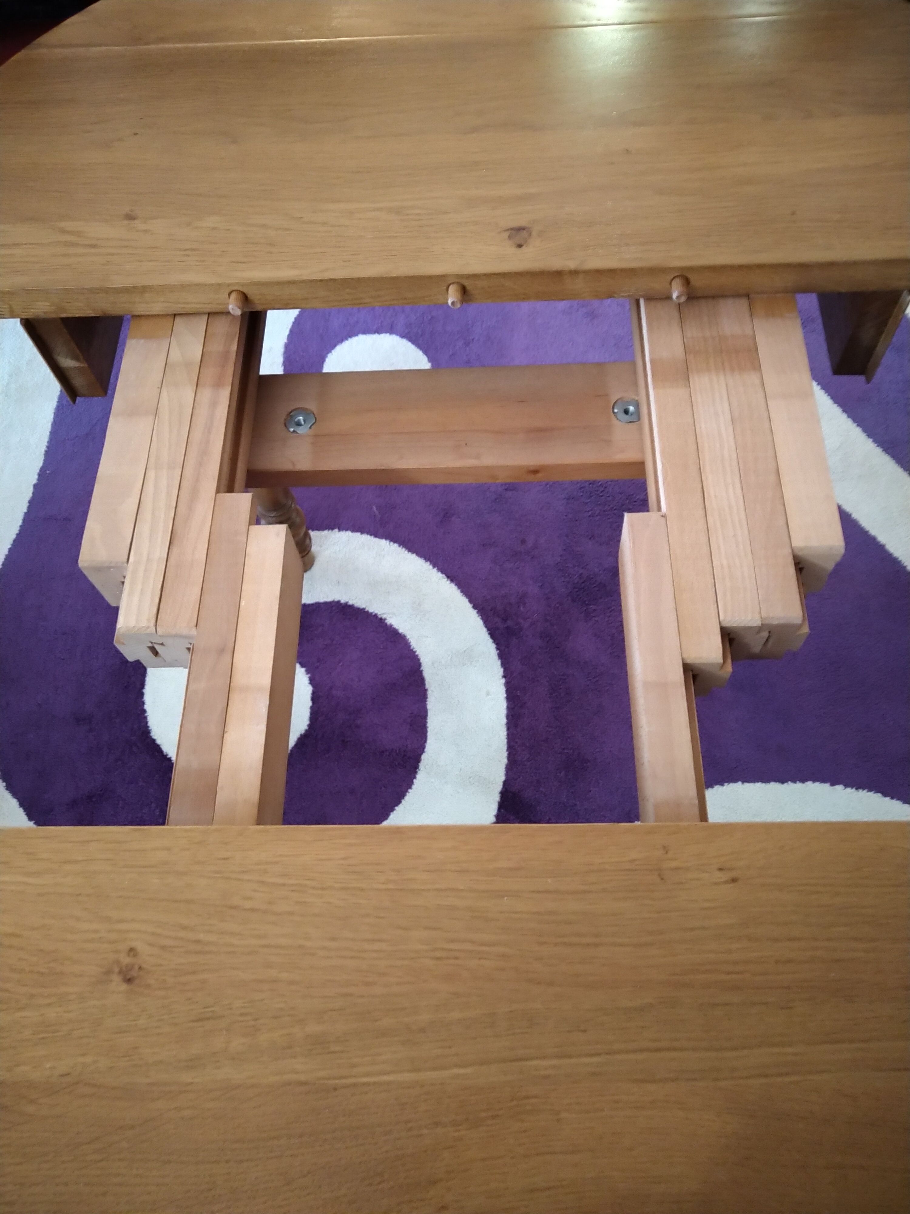 Round table 90 cm extensions six feet