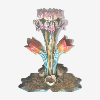 Centre de table aux 3 tulipes en barbotine N°38, faience d’Onnaing France XIXeme, art nouveau
