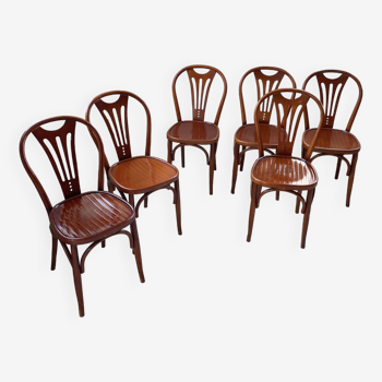 6 bistro chairs