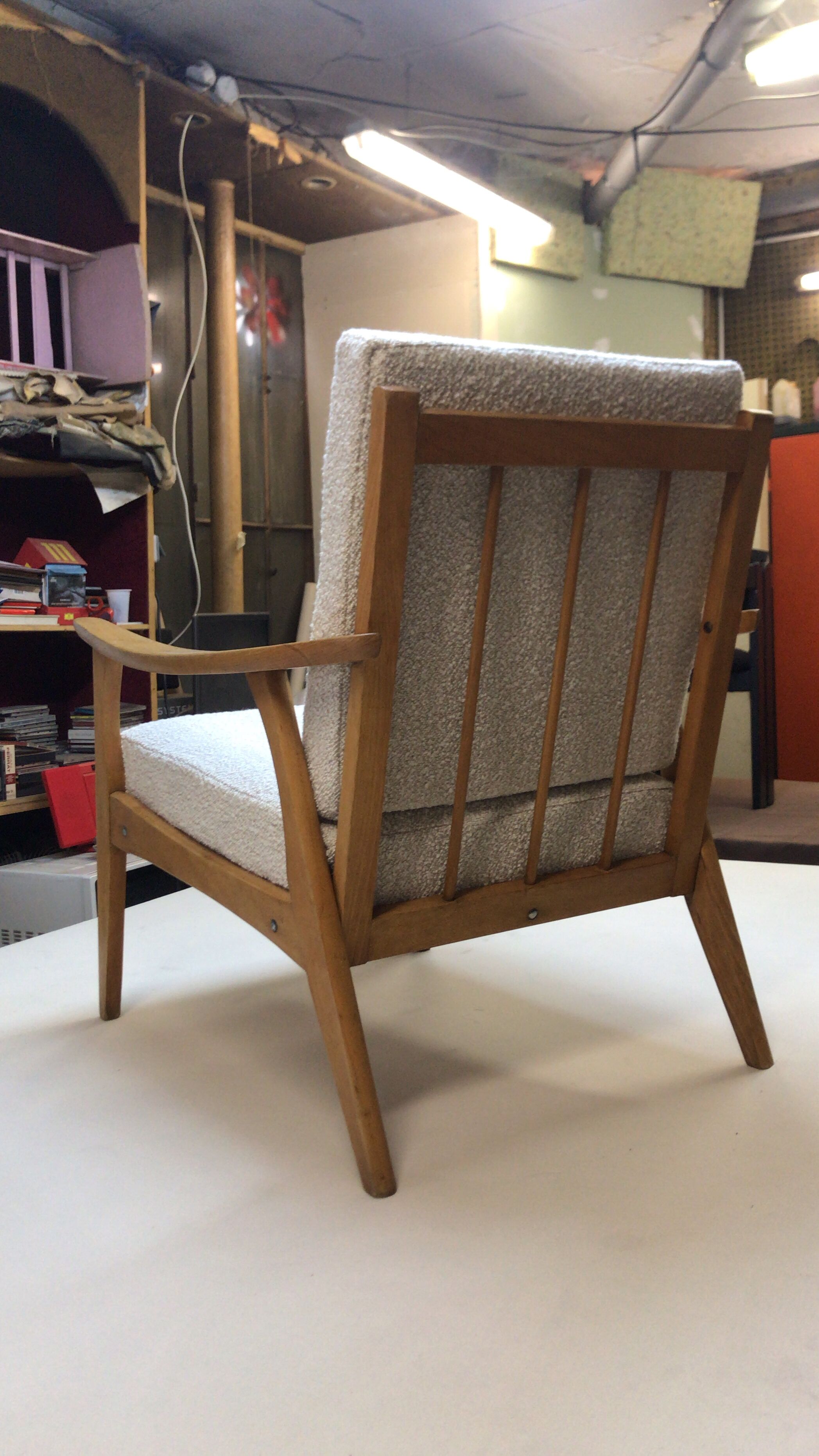 E-300 Thonet armchair